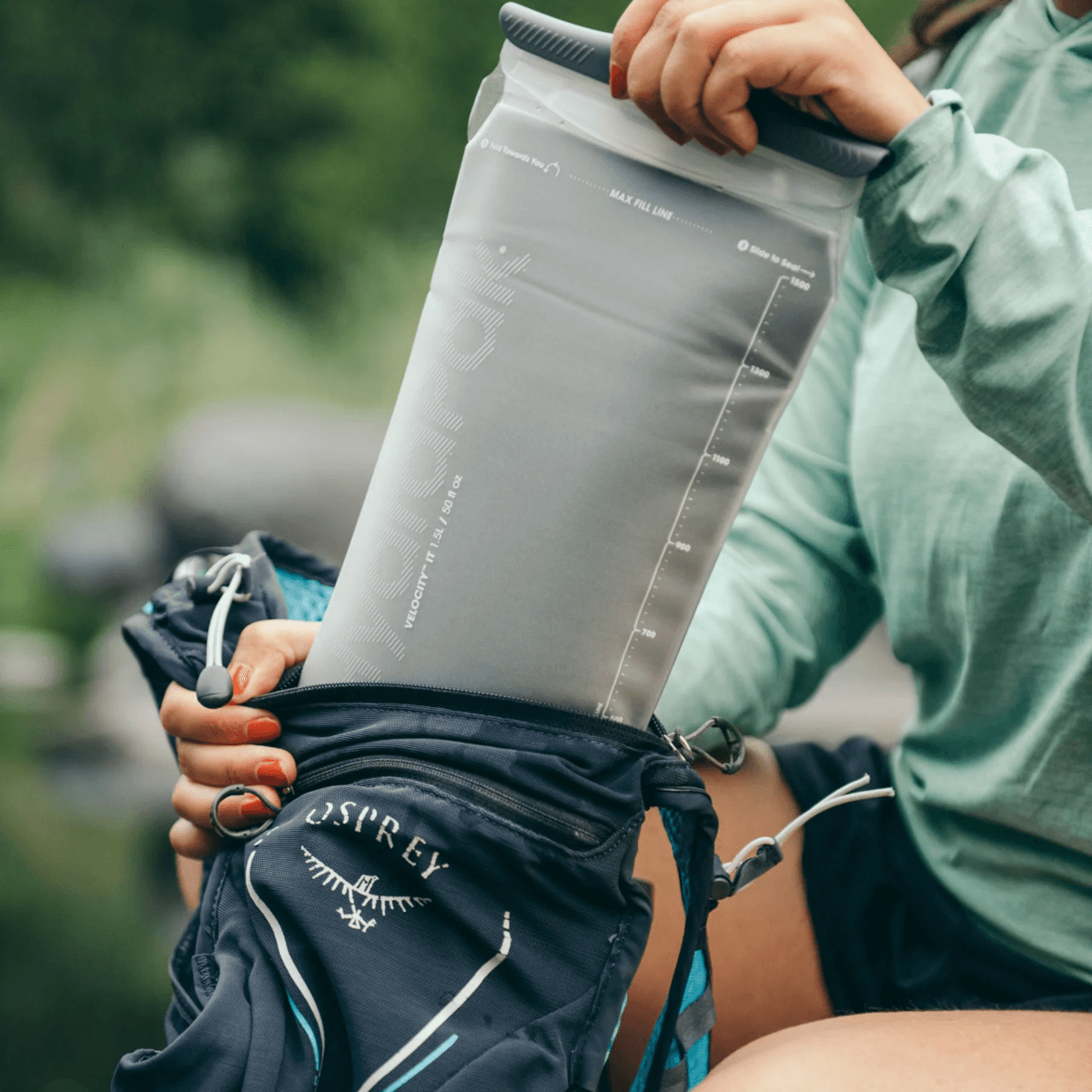 HydraPak Velocity 1.5 L Slim Profile Reversible Hydration - Clear.jpg