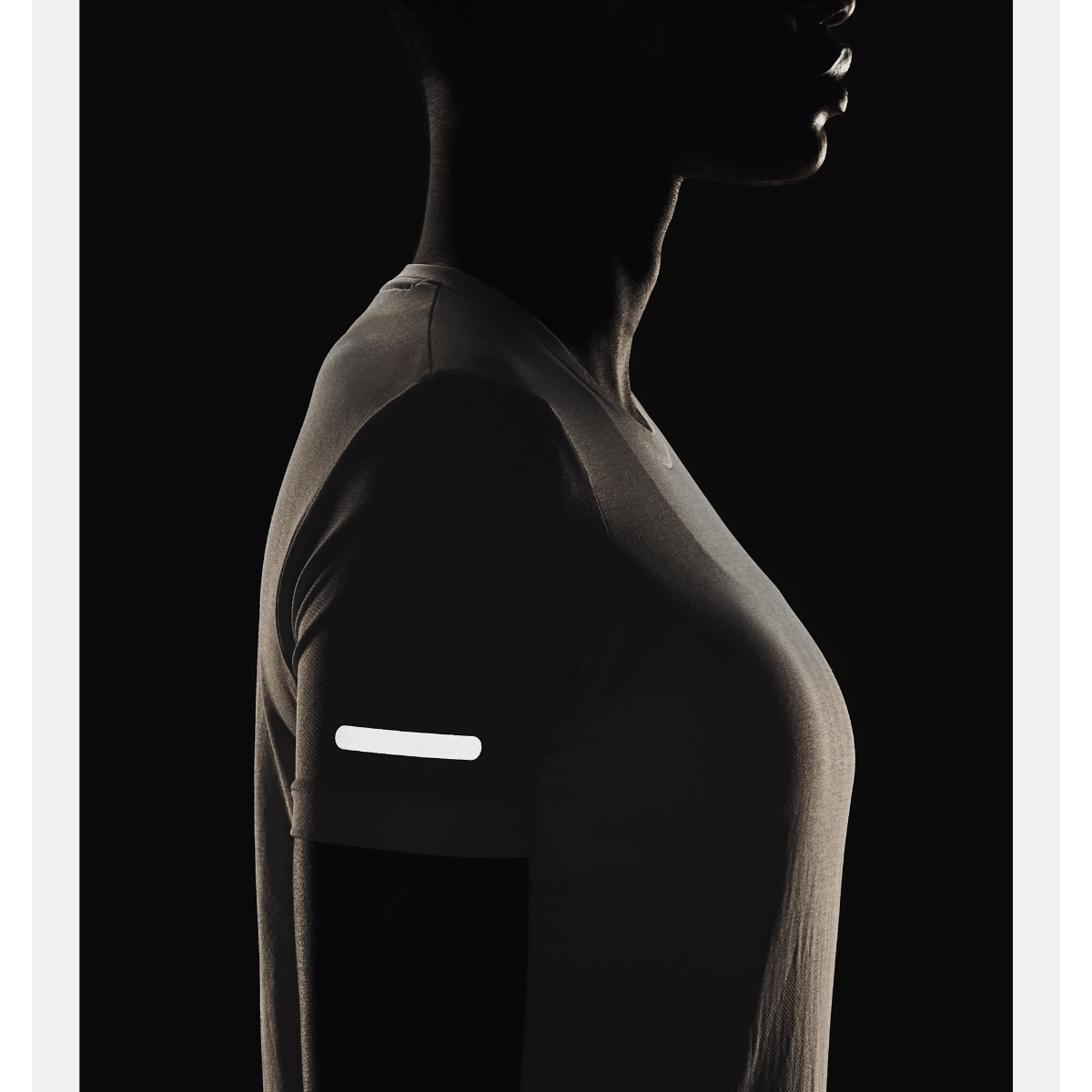 Under-Armour-Seamless-Stride-Short-Sleeve---Women-s---Gray-Mist---Gray-Mist---Reflective.jpg