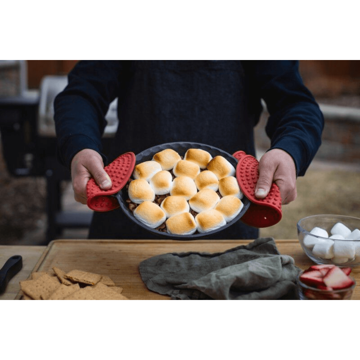 Camp-Chef-Cast-Iron-Pie-Pan.jpg