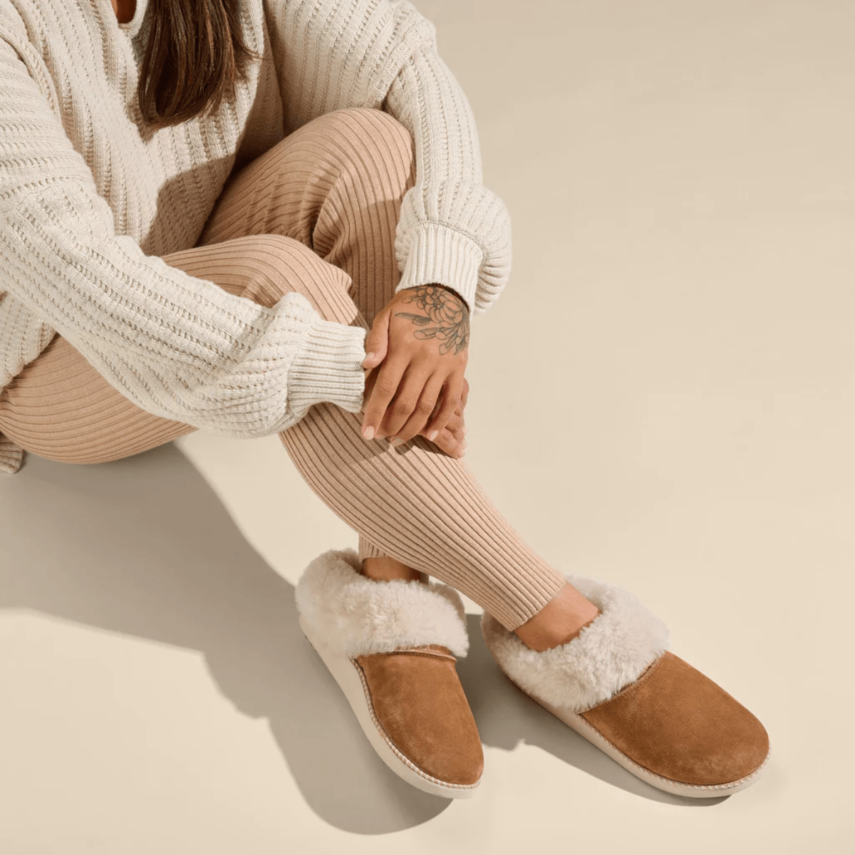 OluKai Ku'i Slipper - Women's - Tan, Bone 6 Regular – image 5 of 6