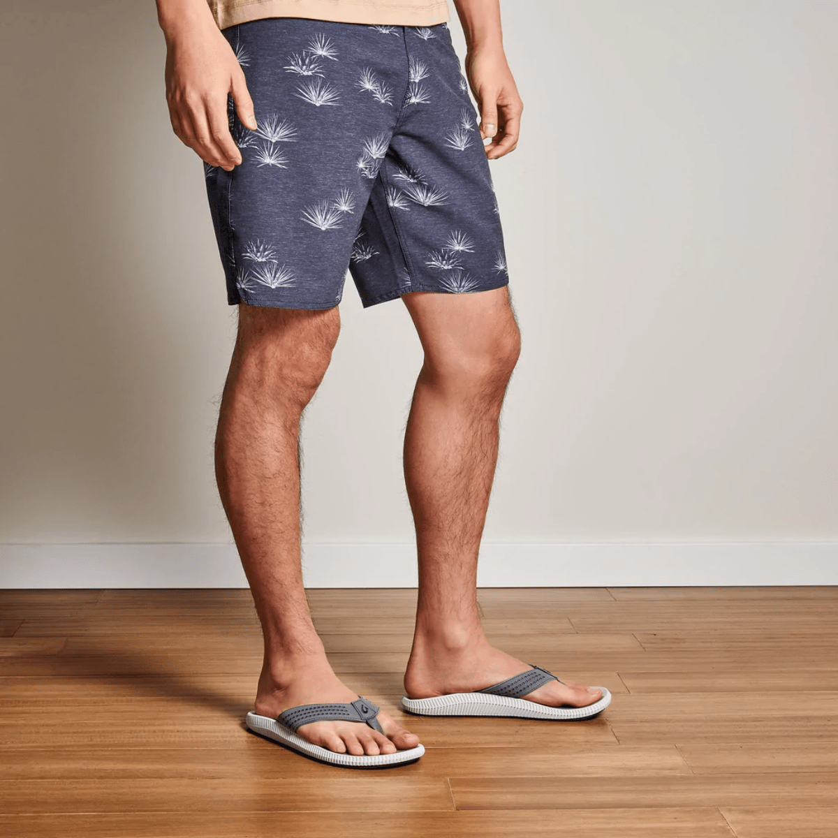 Olukai-Ulele-Flip-Flop---Men-s---Stone---Stone.jpg
