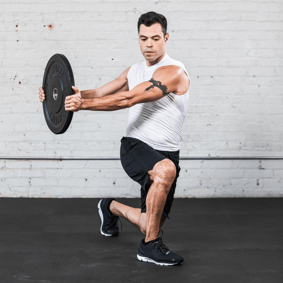 Lifeline Fitness Olympic Rubber Bumper Plate - 35 lb