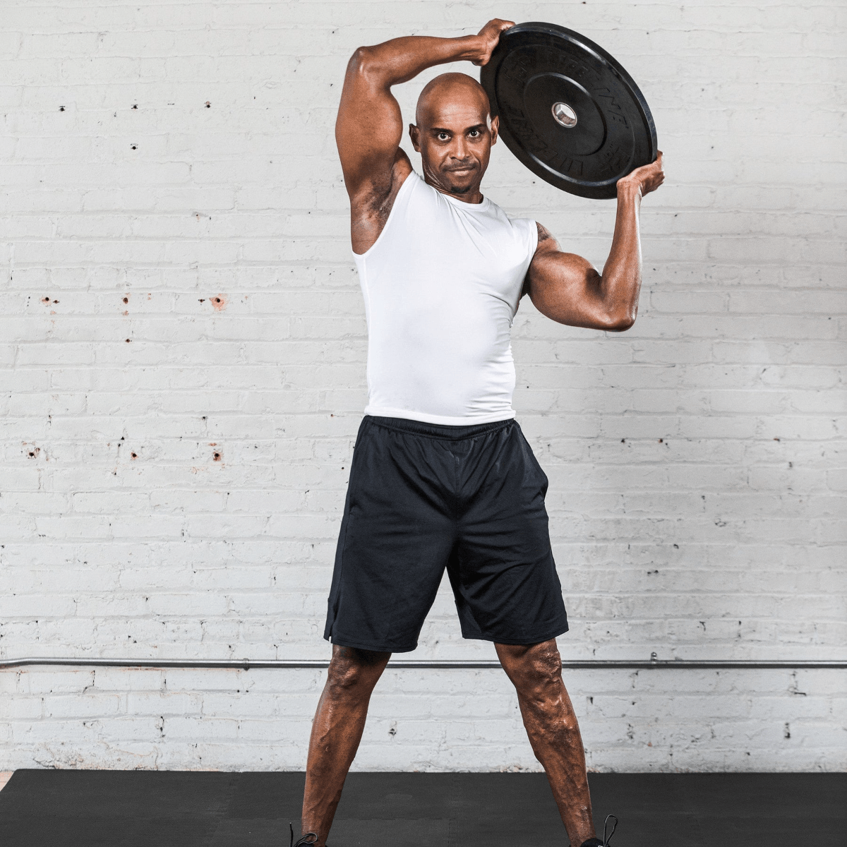 Lifeline Fitness Olympic Rubber Bumper Plate - 35 lb