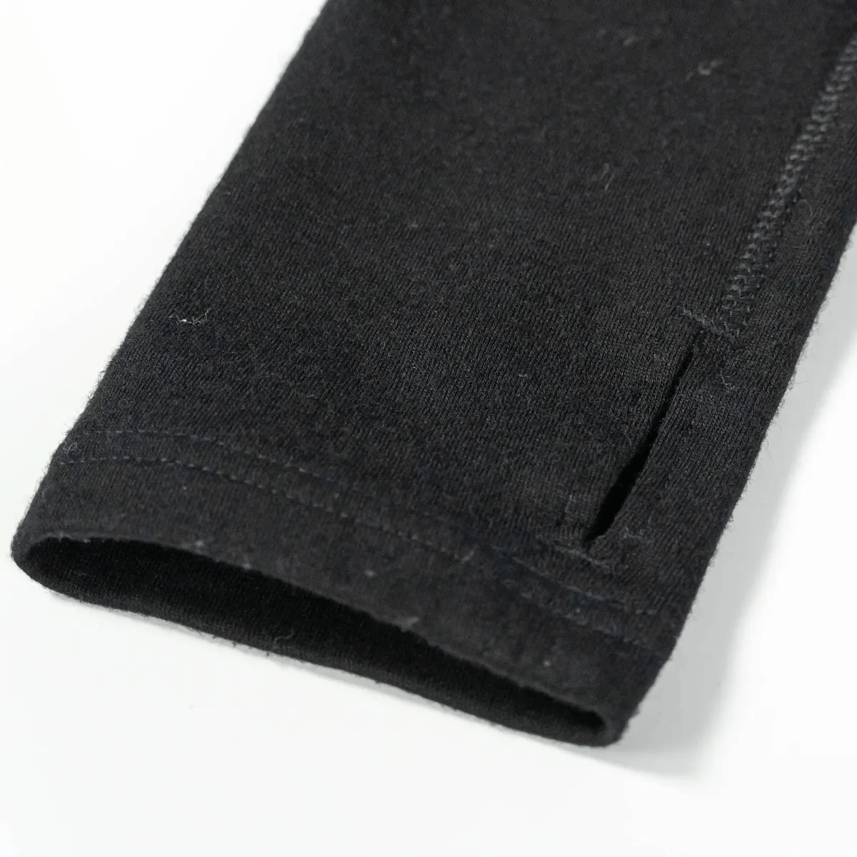 NWEB---MOBILE-W-MERINO-HEATED-BASELYR-SHIRT-Black-XS.jpg