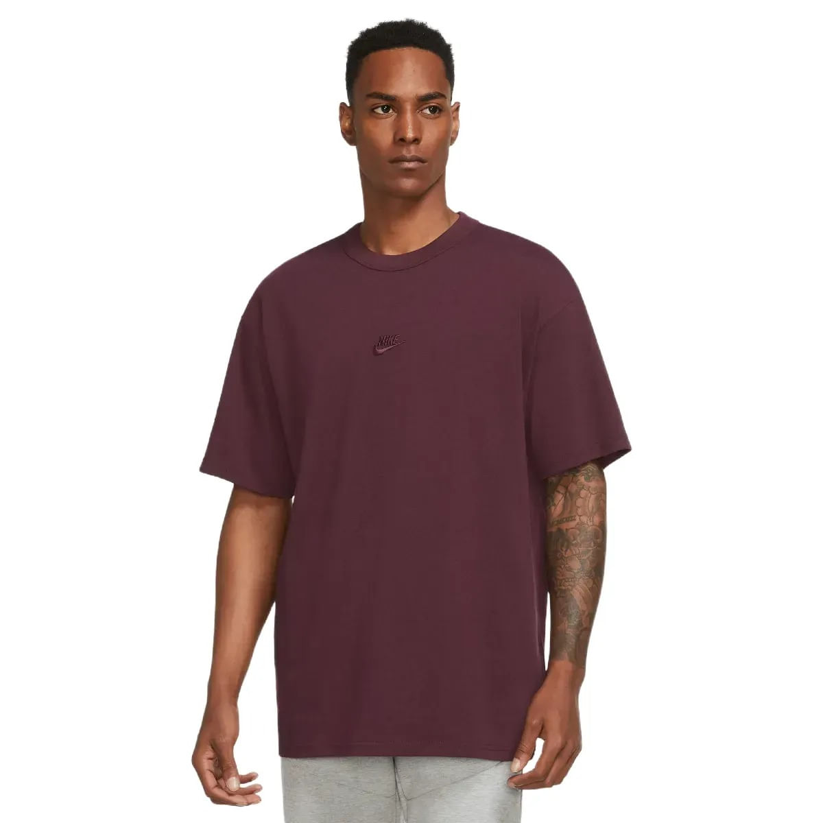 Nike-Premium-Essentials-T-Shirt---Men-s-Night-Maroon-S.jpg