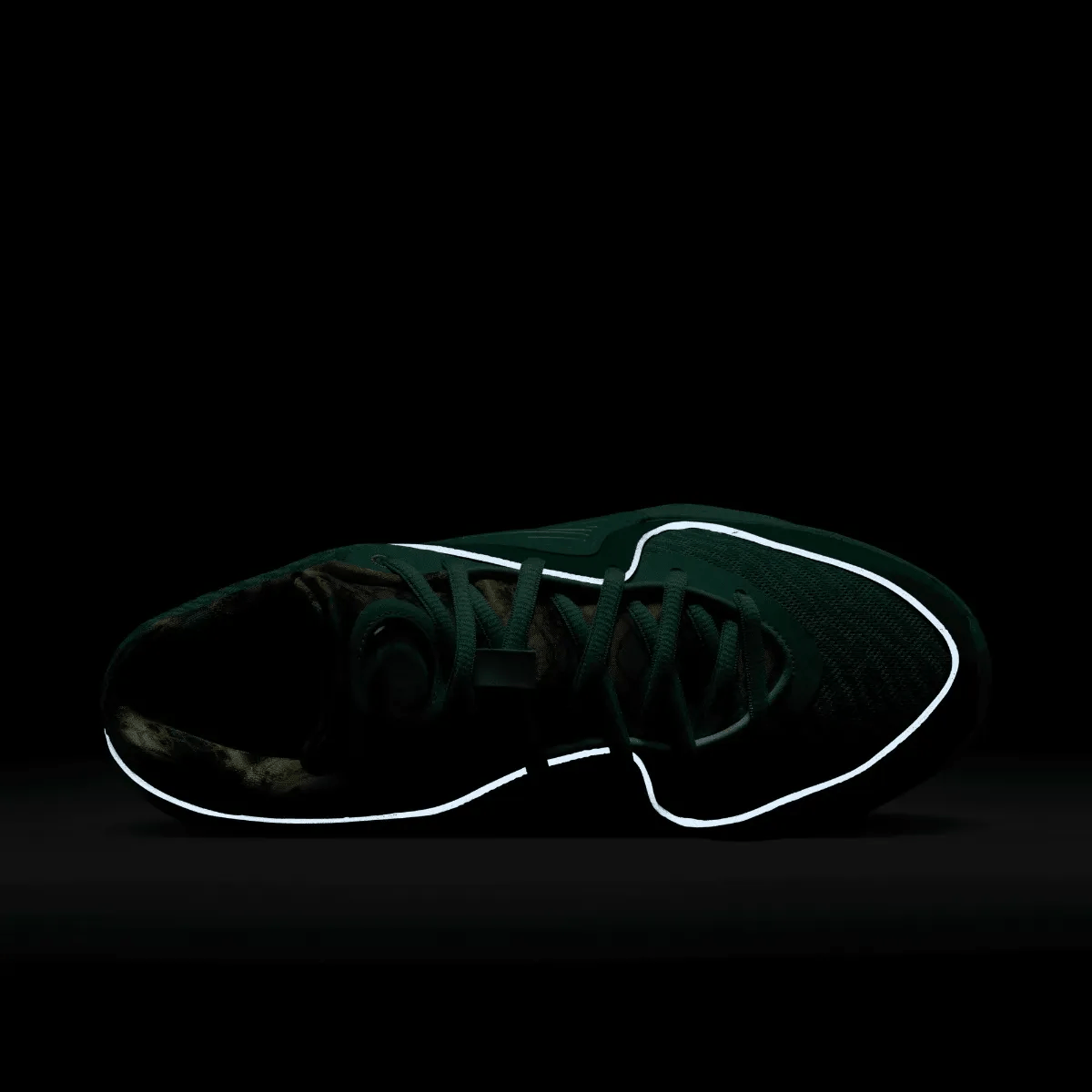 NWEB---NIKE-SHOE-KD16-YTH-Mint-Foam---Metallic-Silver---Emerald-Rise-3.5Y-Regular.jpg