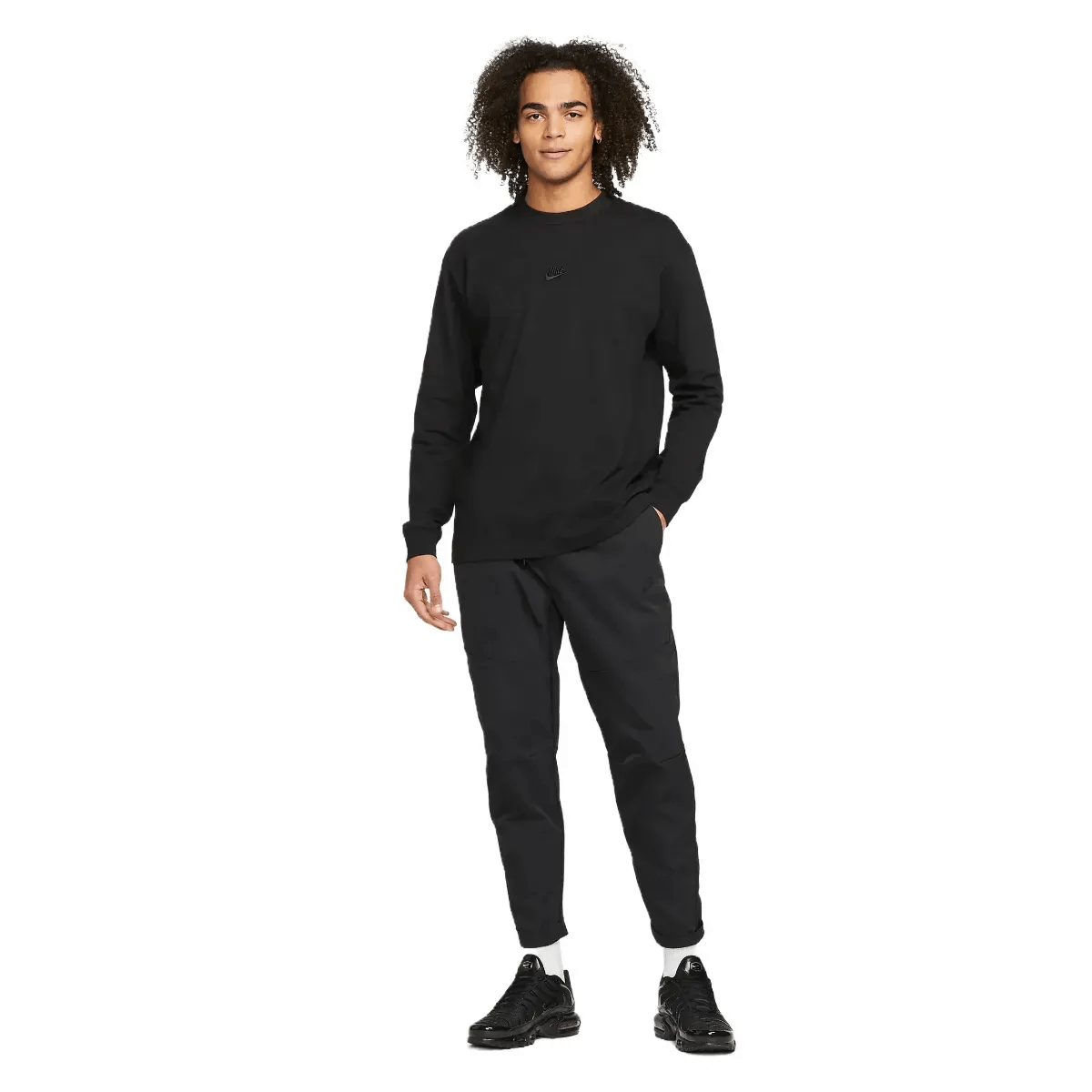 Nike Sportswear Premium Essentials Long Sleeve T-Shirt