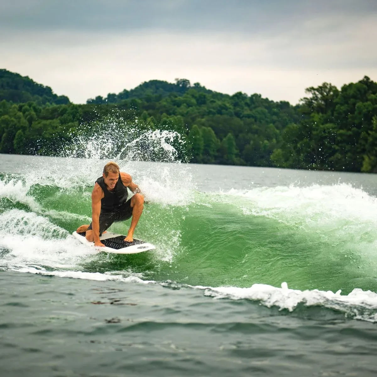 NWEB---HYPER-WAKE-SURF-CONDOR-White-4-4-.jpg