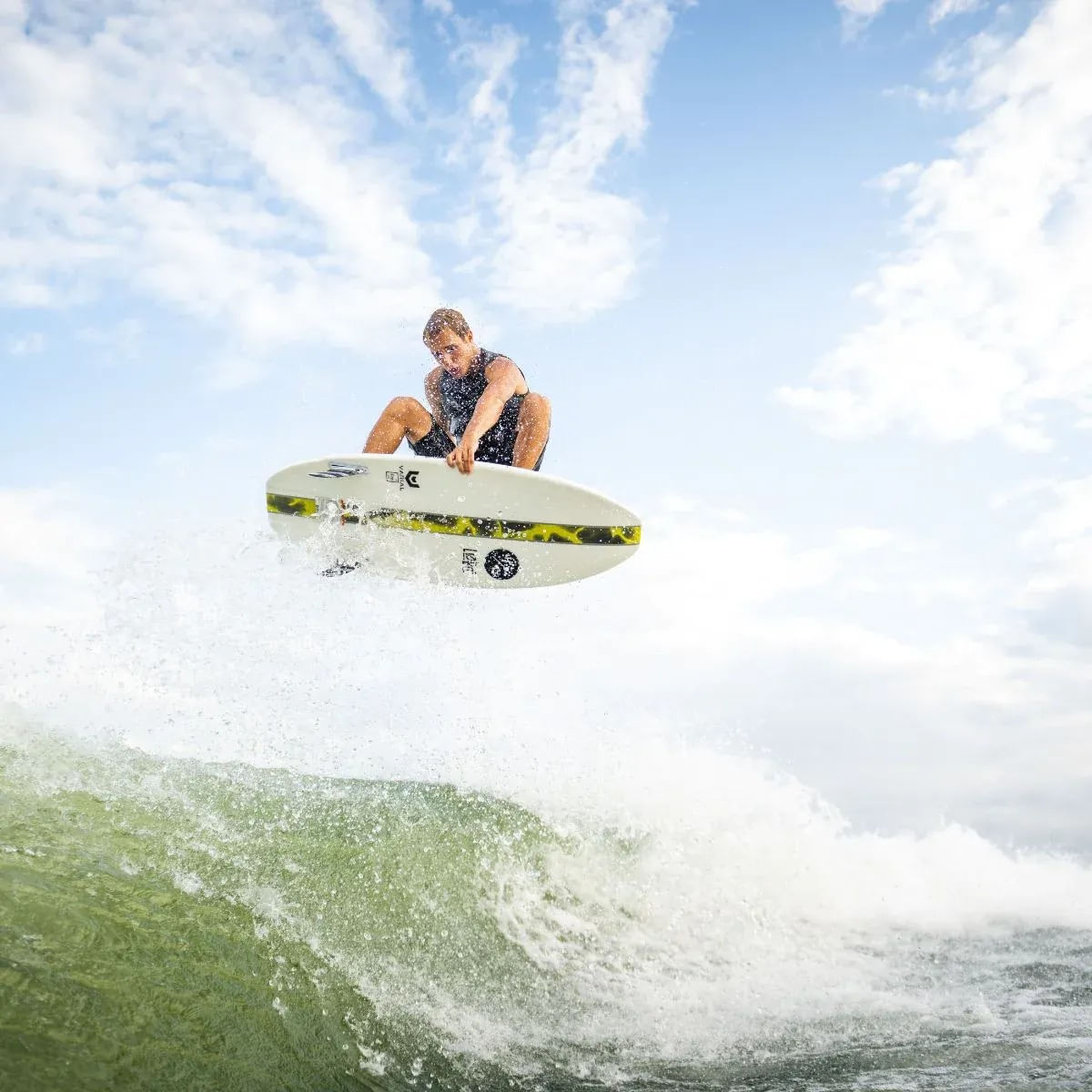 NWEB---HYPER-WAKE-SURF-LOBO-White-4-4-.jpg