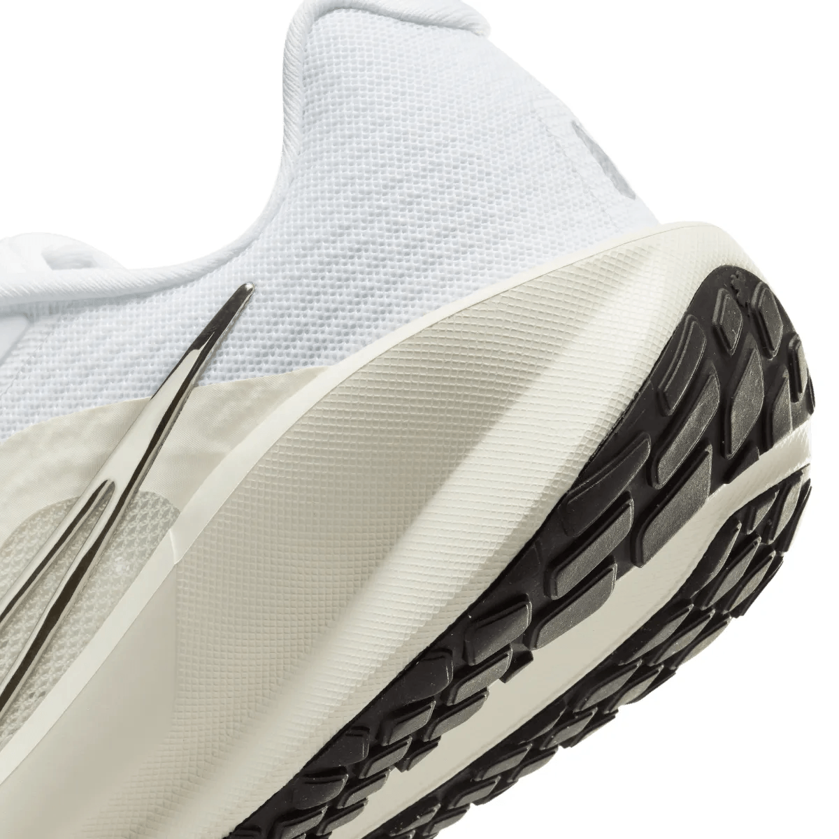 NWEB---NIKE-W-SHOE-DOWNSHIFTER-13-White---Metallic-Silver---Black---Sail-6.5-Regular.jpg