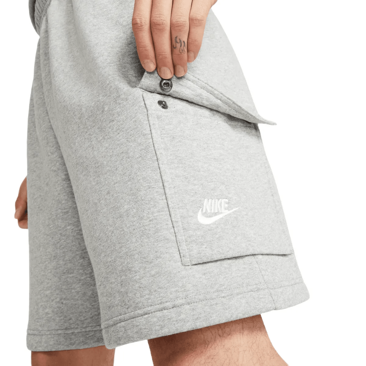 NWEB---NIKE-C-M-NSW-CLUB-BB-CARGO-SHORT-Dk-Grey-Heather---Matte-Silver---White-S.jpg
