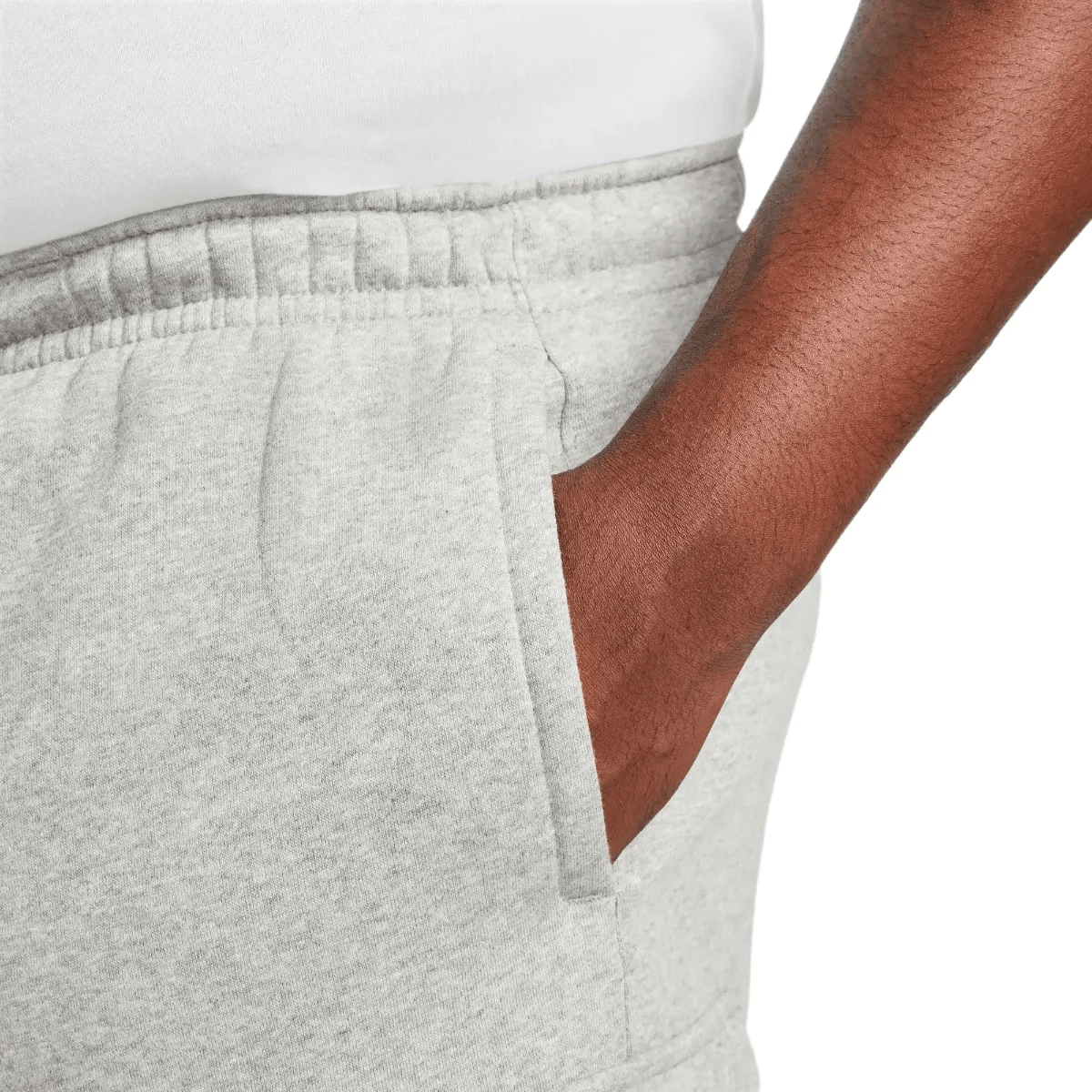 NWEB---NIKE-C-M-NSW-CLUB-BB-CARGO-SHORT-Dk-Grey-Heather---Matte-Silver---White-S.jpg