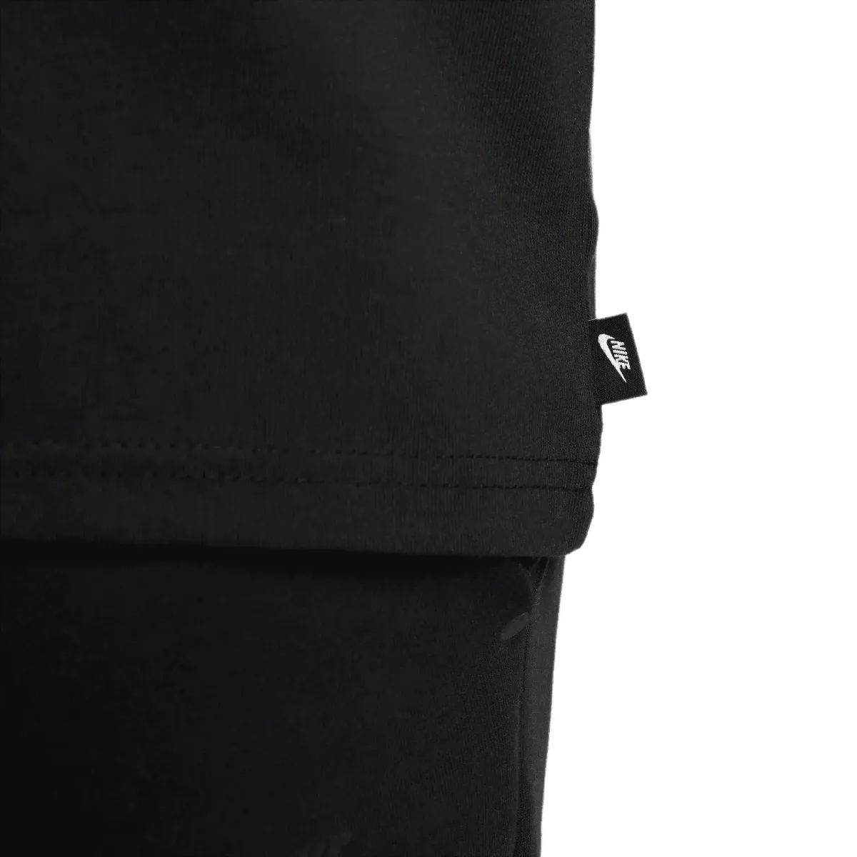 Nike-Premium-Essentials-T-Shirt---Men-s-Black---Black-S.jpg