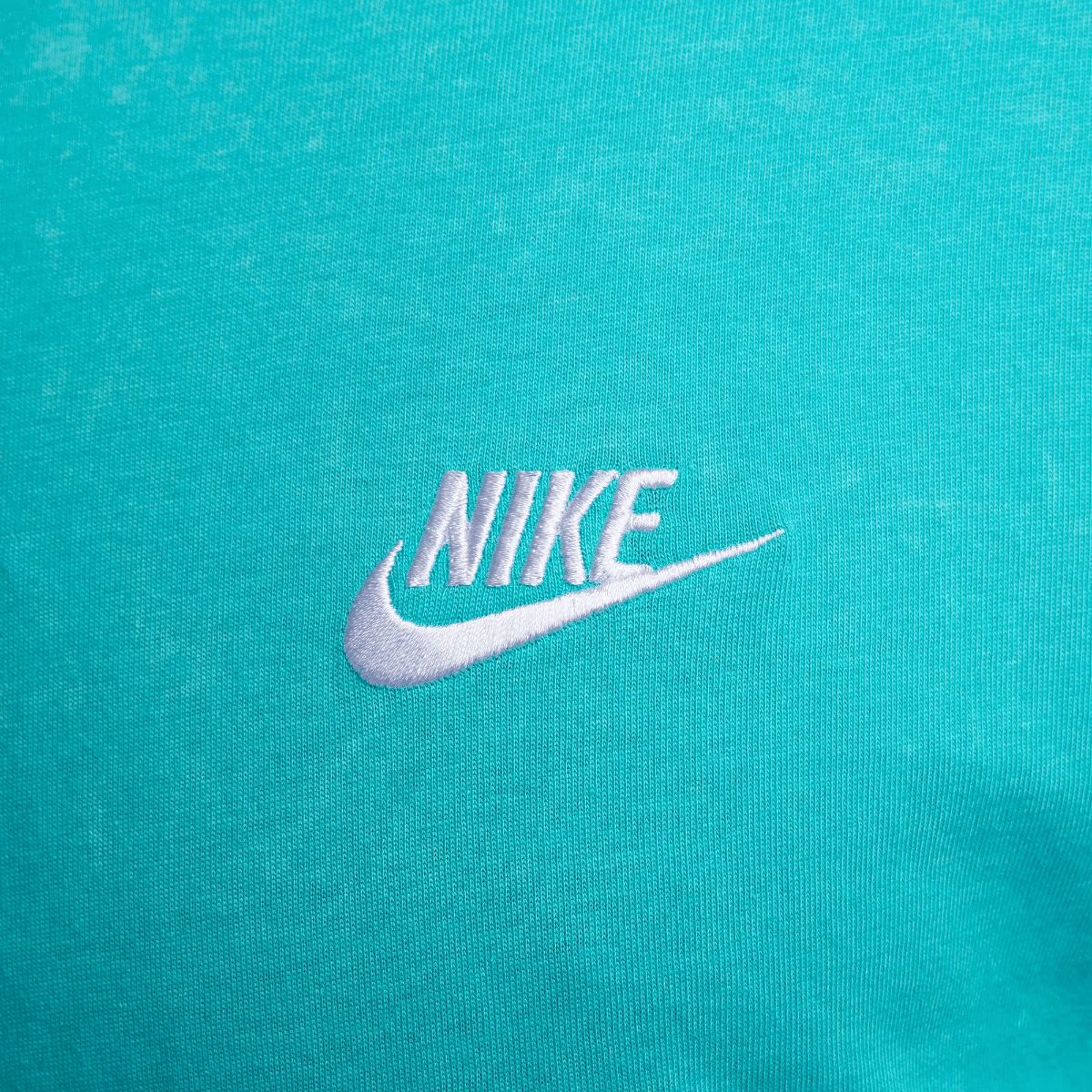 NWEB---NIKE-C-M-NSW-TEE-CLUB-NOVELTY-Dusty-Cactus-S.jpg