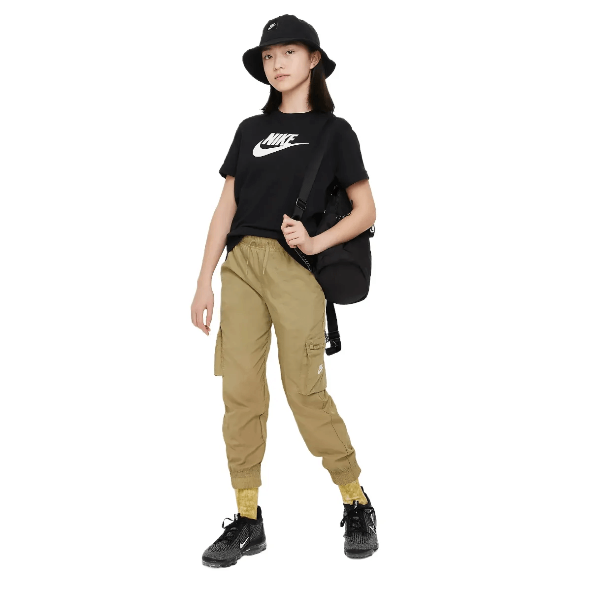 Nike-Sportswear-T-Shirt---Girls--Black-XS.jpg