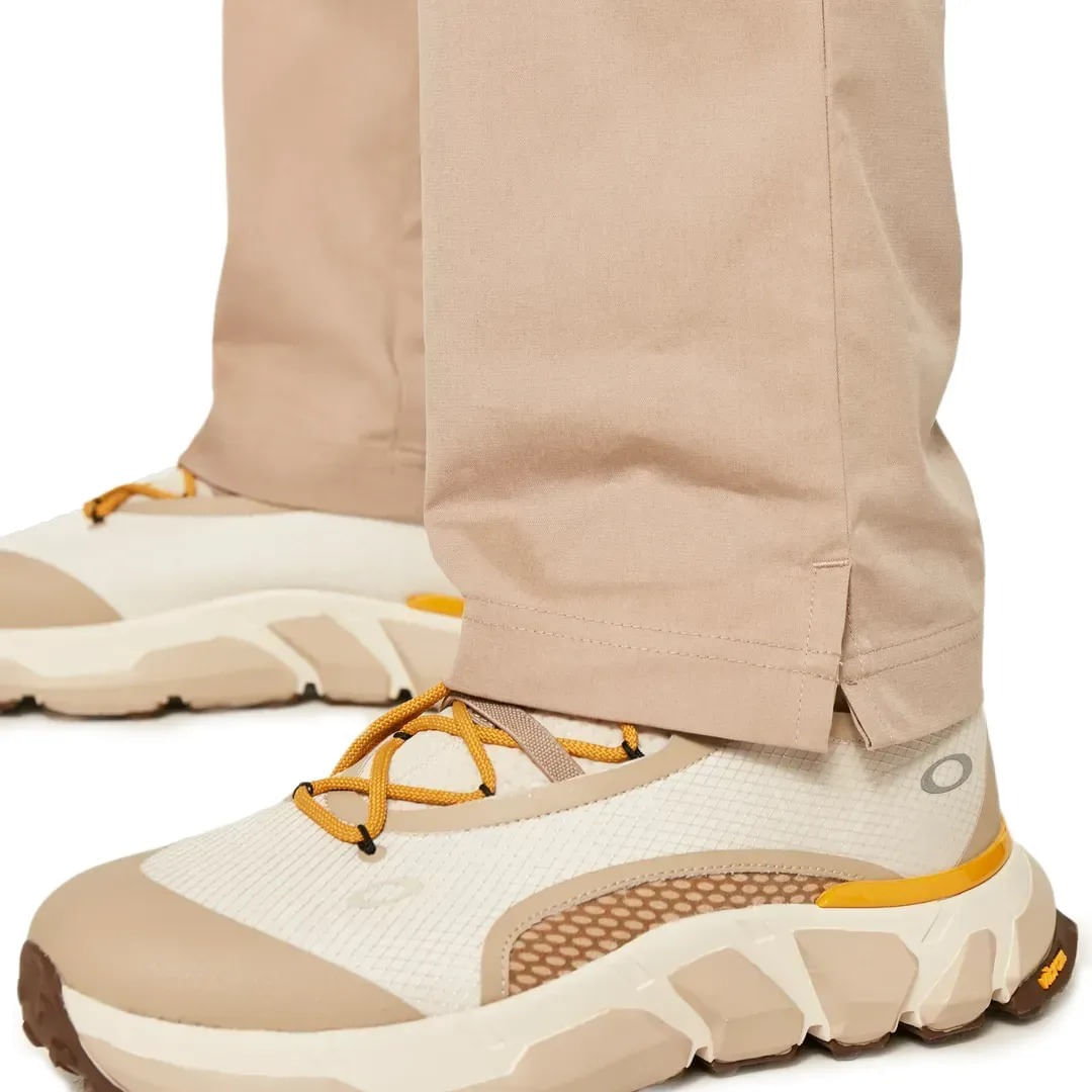 Oakley-Chino-Icon-Pant---Men-s-Rye-32-30--Inseam.jpg