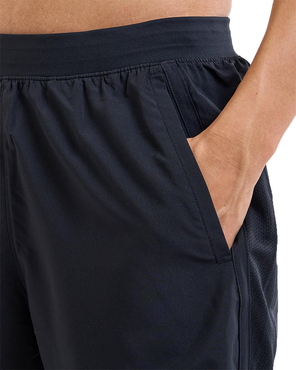 Under-Armour-Launch-7--Short---Men-s-Black---Black---Reflective-S.jpg