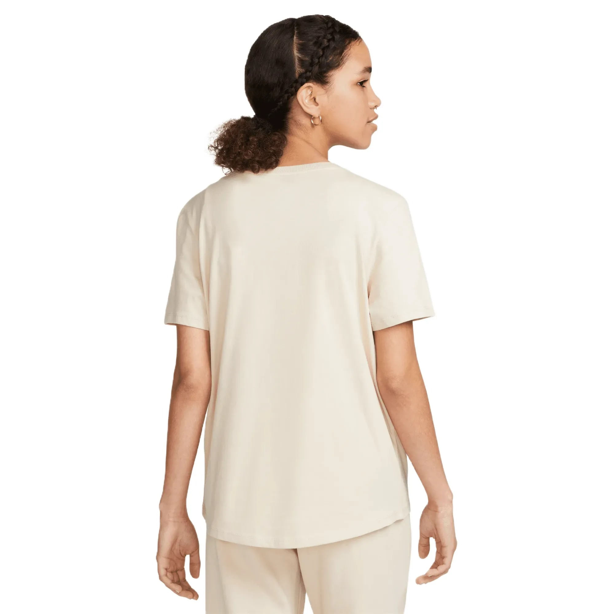 ★ Nike★ Sportswear Essential Logo T-Shirt W White DX79071 Amazon.com: Nike Women's Sportswear Essentials Logo T-Shirt