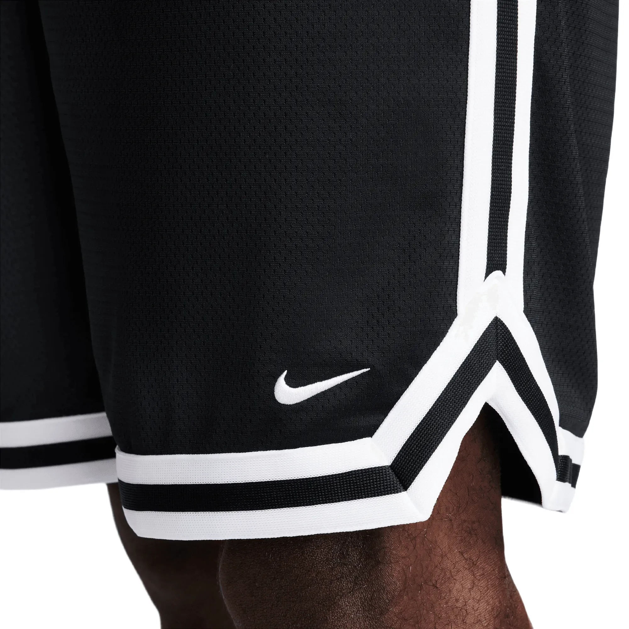 Nike DNA Dri-FIT 10