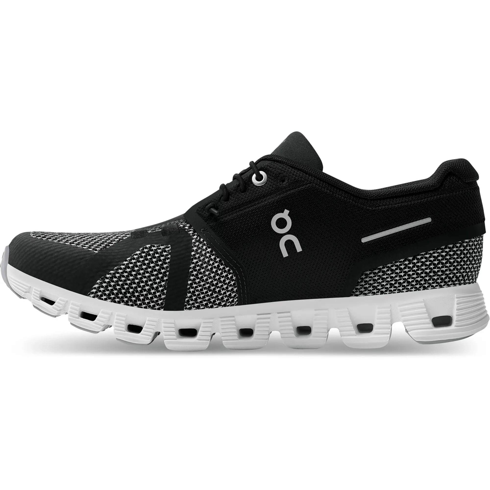 靴 on cloud5 BLACK/WHITE Amazon.com | On Men's Cloud 5 Sneakers, Black/White, 8