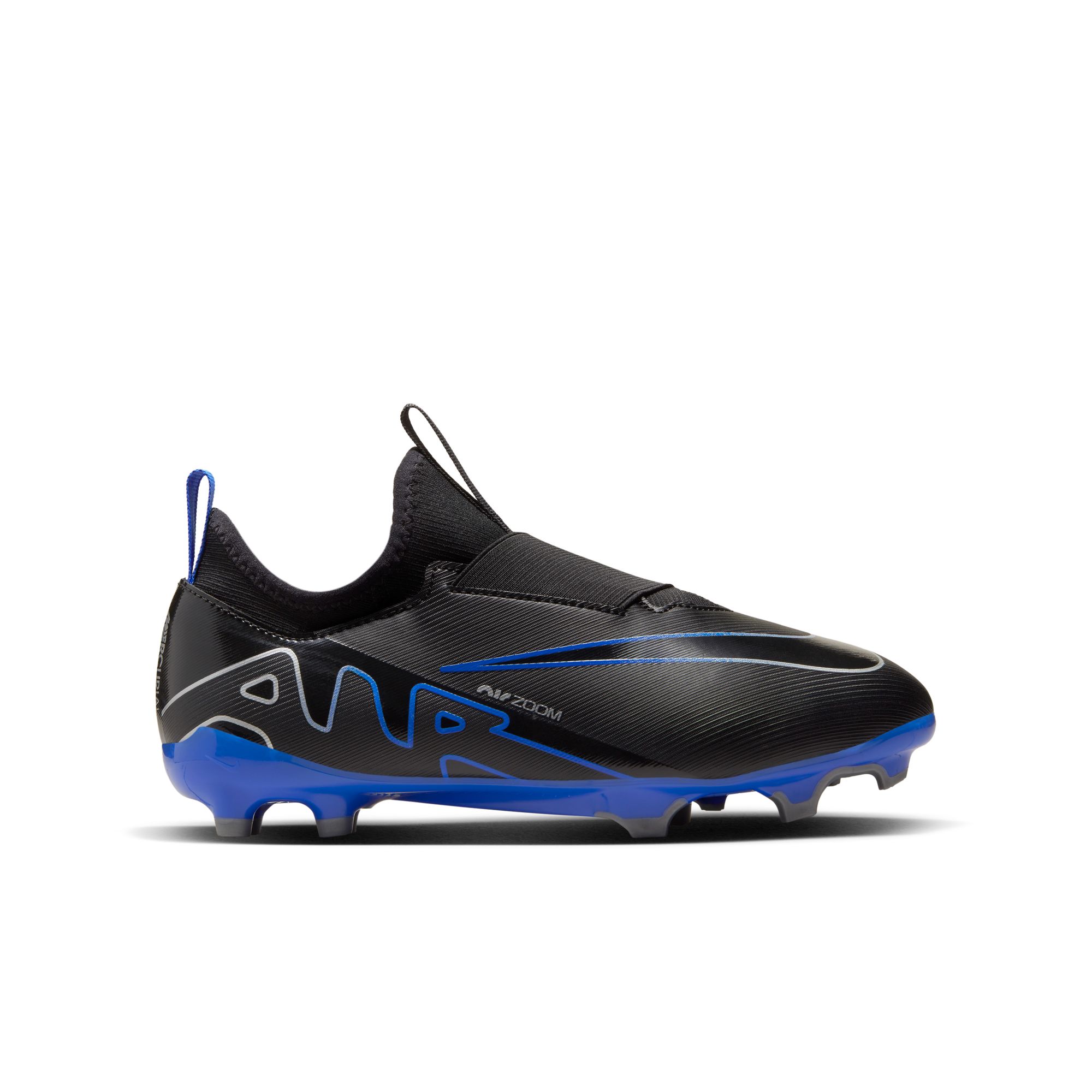 nike youth soccer shoes