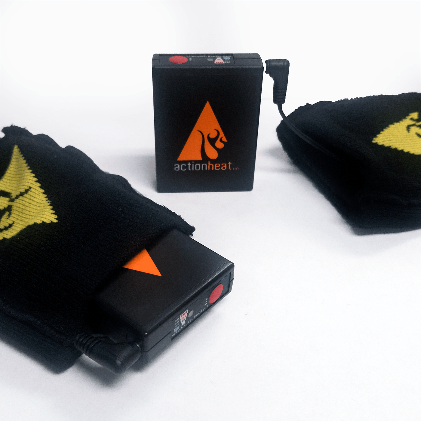 ActionHeat Cotton 3.7V Rechargeable Heated 1.0 Classic Socks - Black / Yellow L/XL