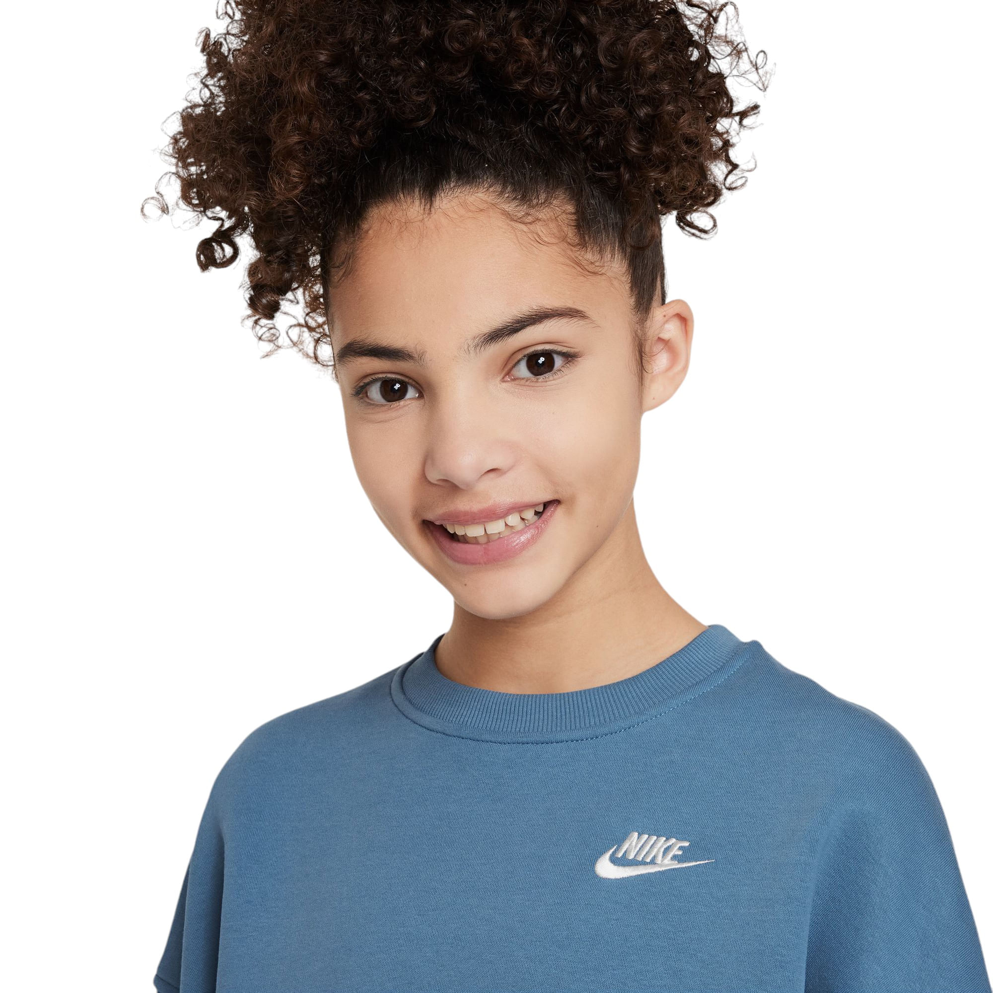 Nike Sportswear Club Fleece Boxy Crew-Neck Sweatshirt
