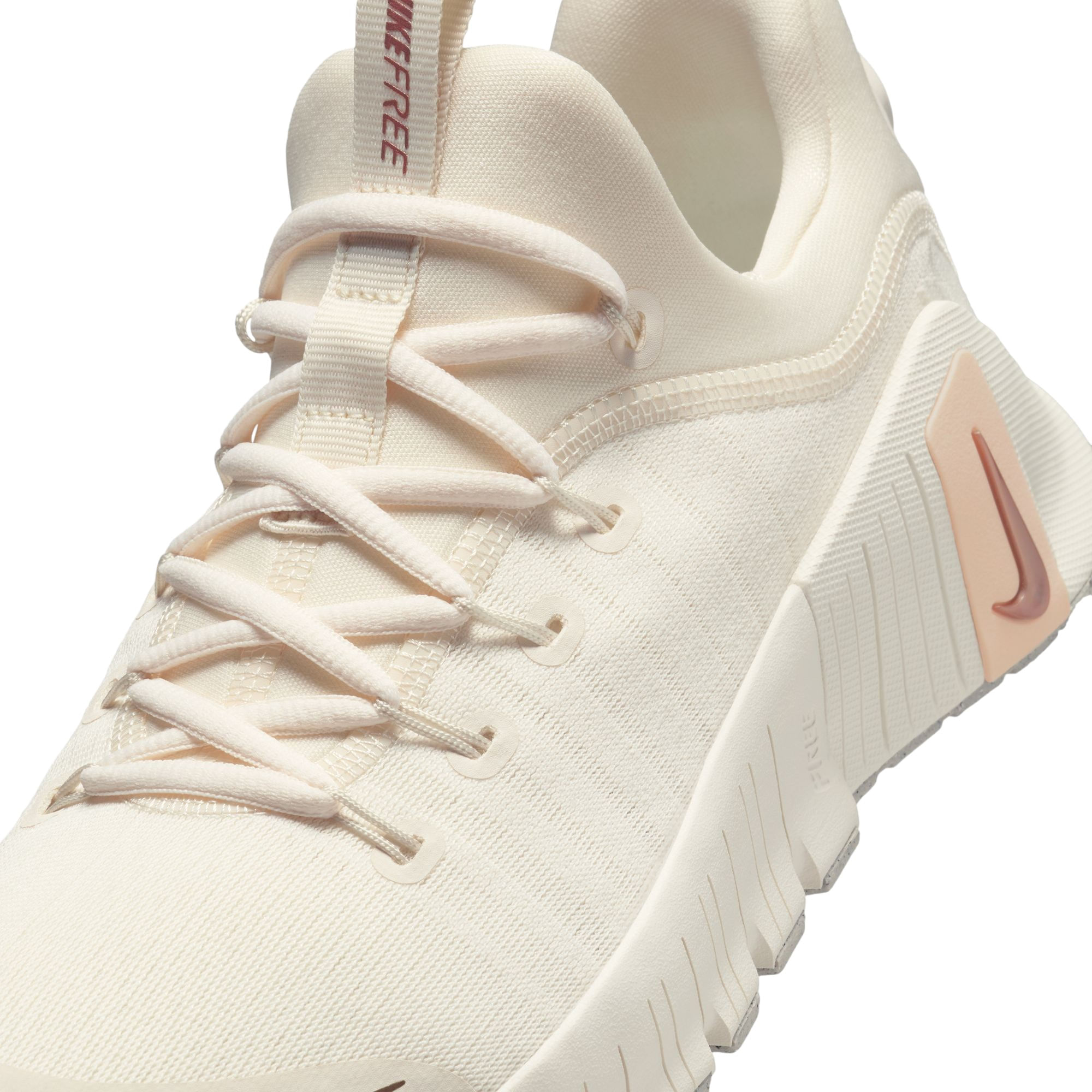 NIKE-W-SHOE-FREE-METCON-6-Pale-Ivory---Mtlc-Red-Bronze---Guava-Ice-8-Regular.jpg