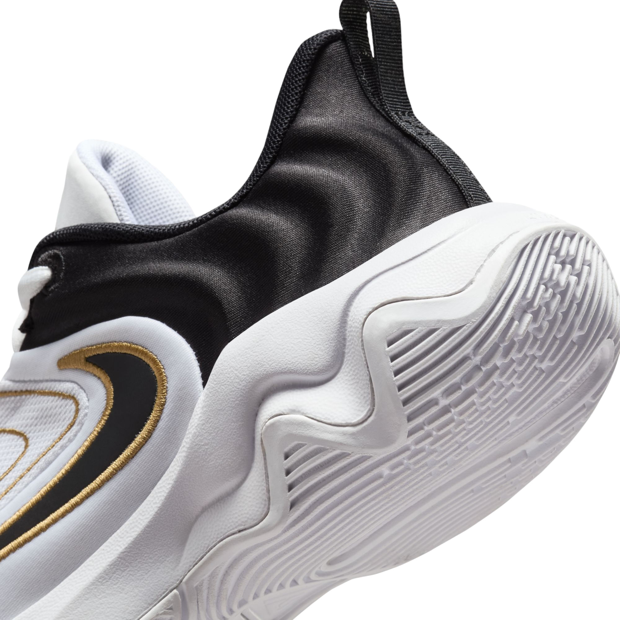 NIKE-YTH-SHOE-GIANNIS-IMMORTALITY-4-GS-White---Black---Metallic-Gold-3Y-Regular.jpg