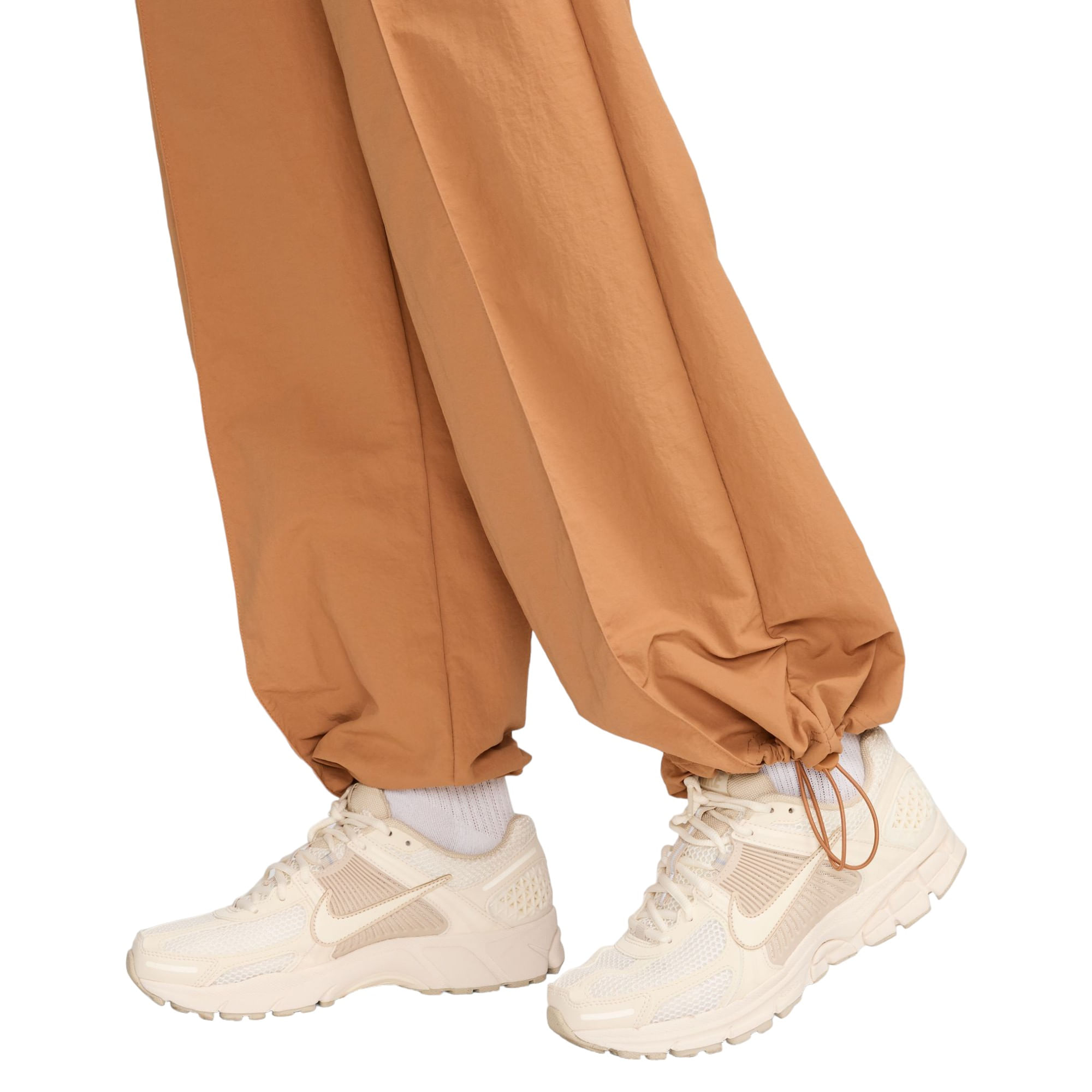 Nike Sportswear Everything Wovens Mid-Rise Open-Hem Pant