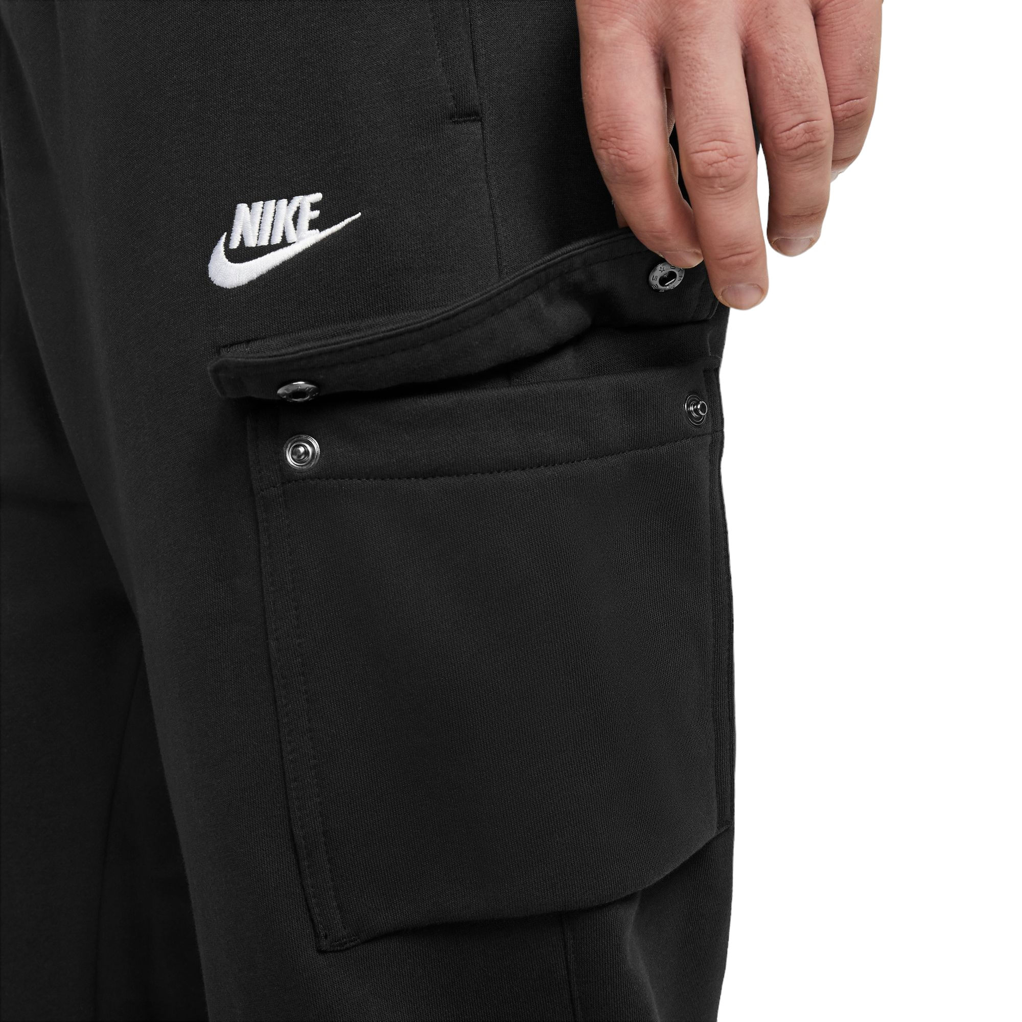 nike nsw club cargo pants
