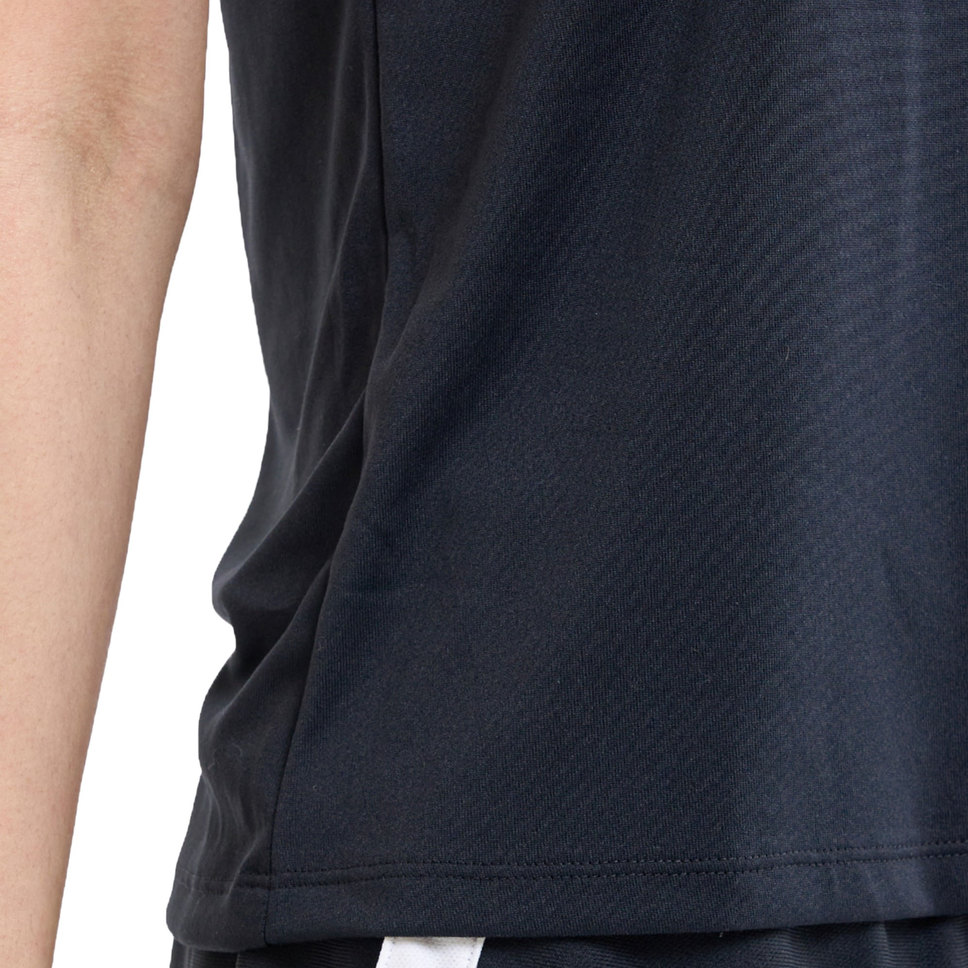 UNDER-W-UA-TECH-SHORT-SLEEVE-Black---White-XS.jpg