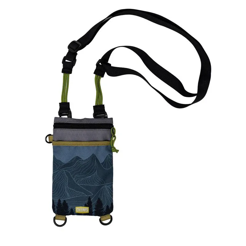 /chums-rover-phone-tote-10594759/p?skuId=1887850