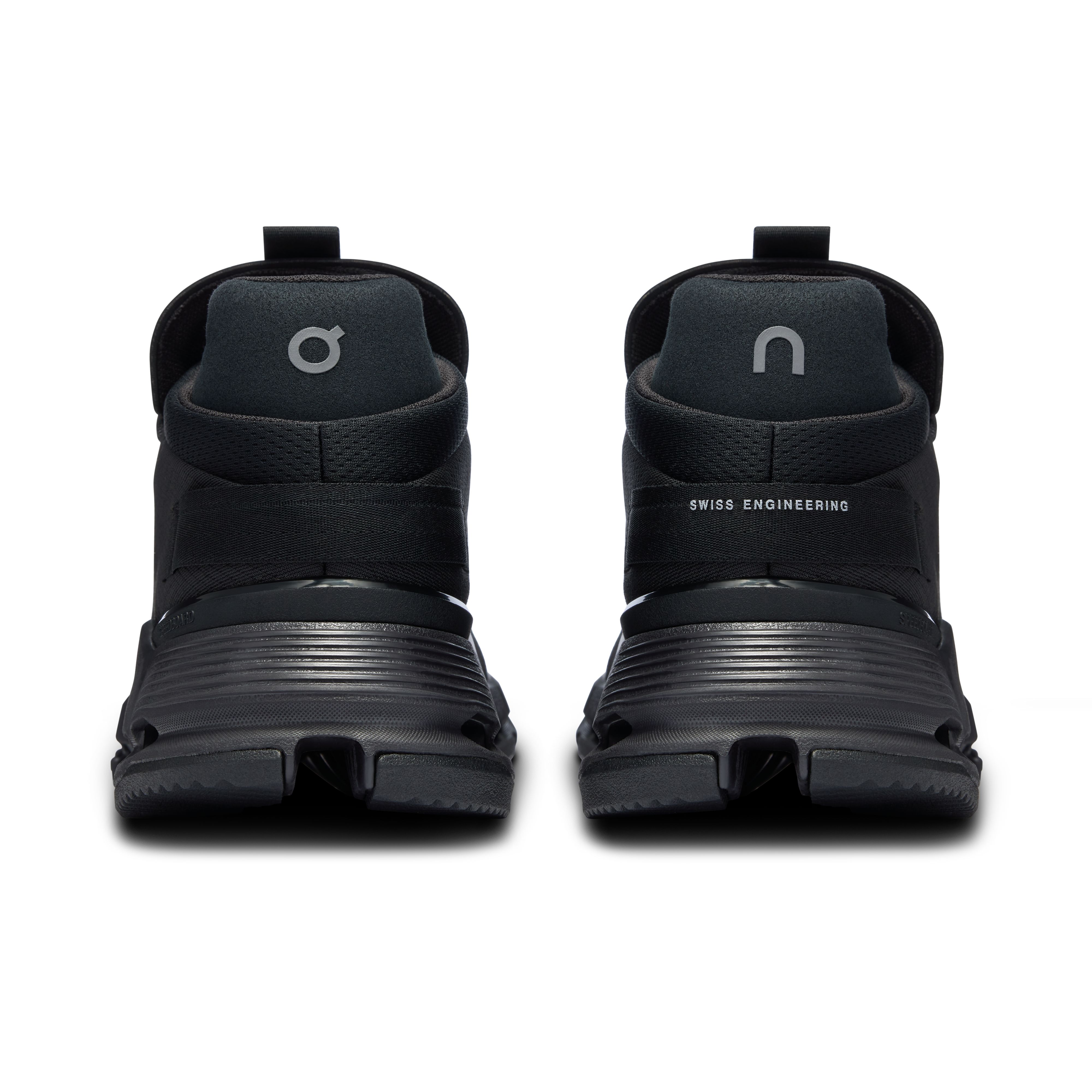 ON-M-SHOE-CLOUDNOVA-2-All-Black-13-Regular.jpg