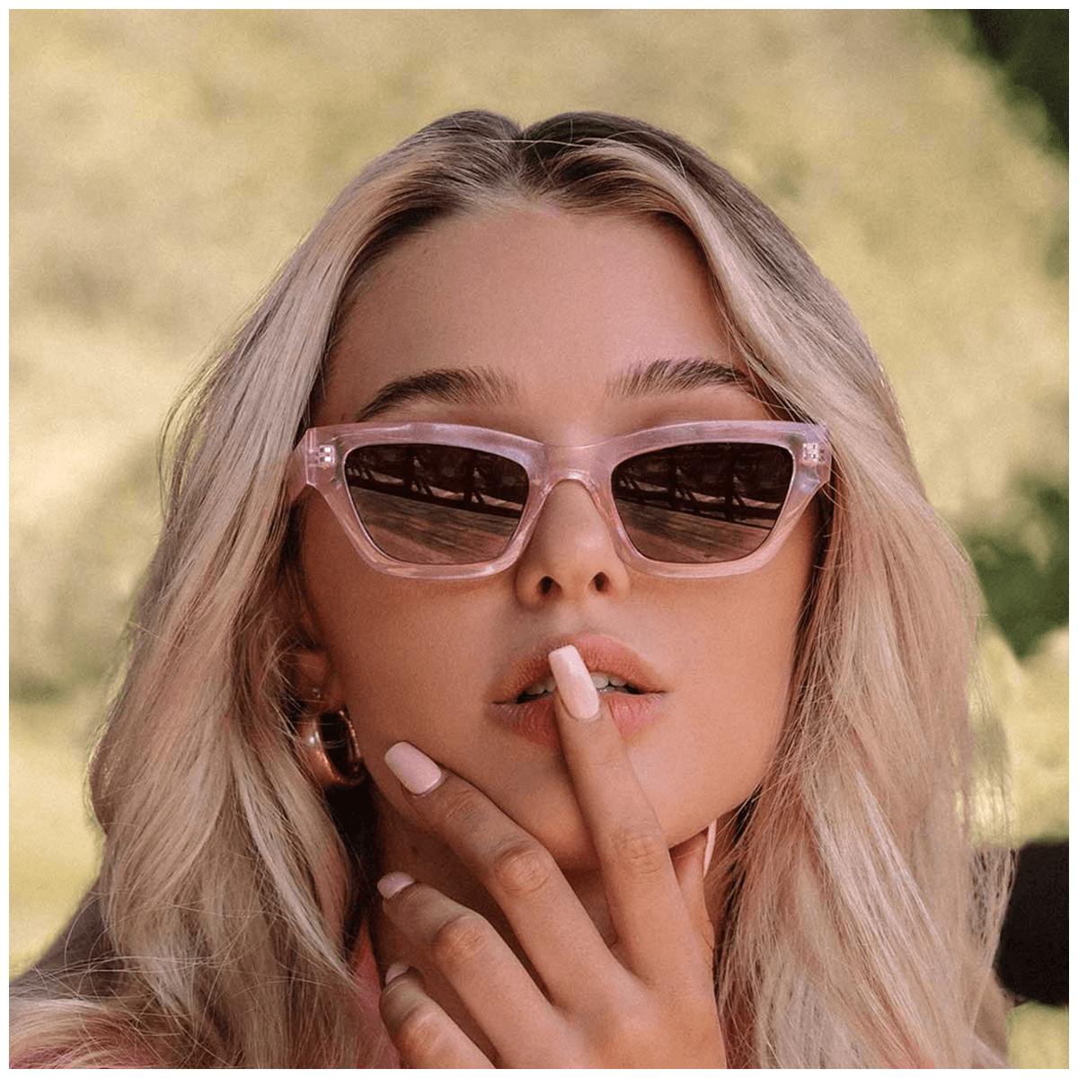 NWEB---CRVEYE-SUNGLASS-VALENCIA-Gloss-Translucent-Rose---Grey-Gradient-Non-Polarized.jpg
