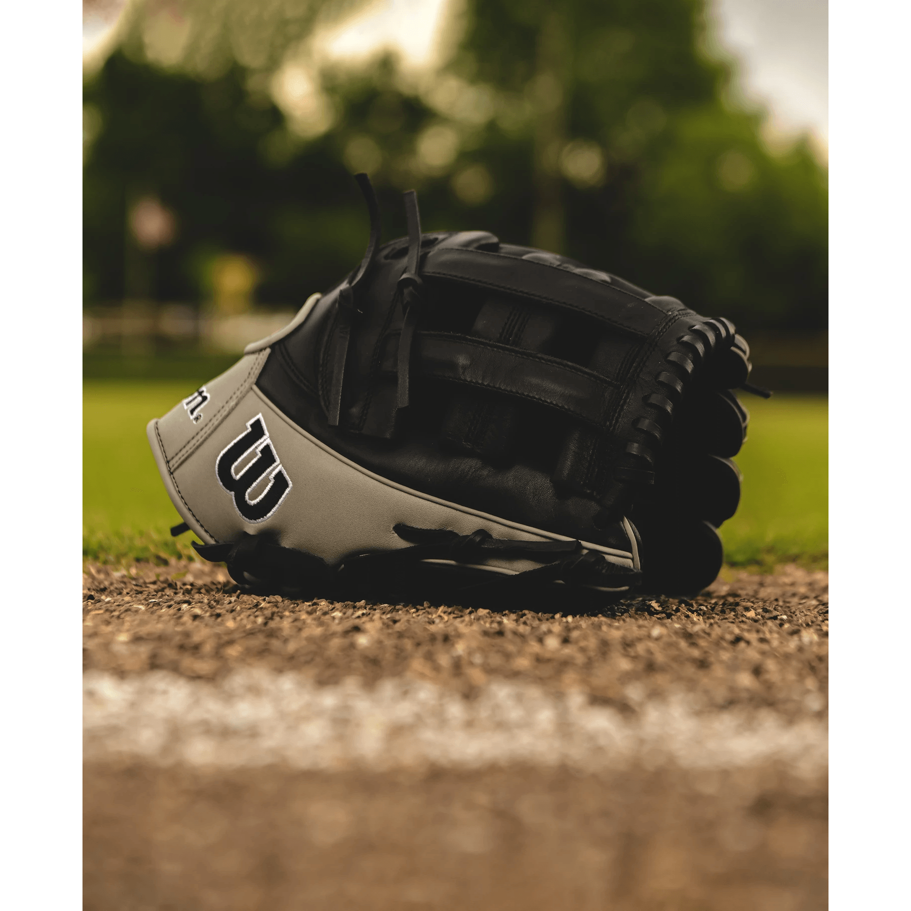 Wilson A1000 1750 Outfield Baseball Glove Fall 2024