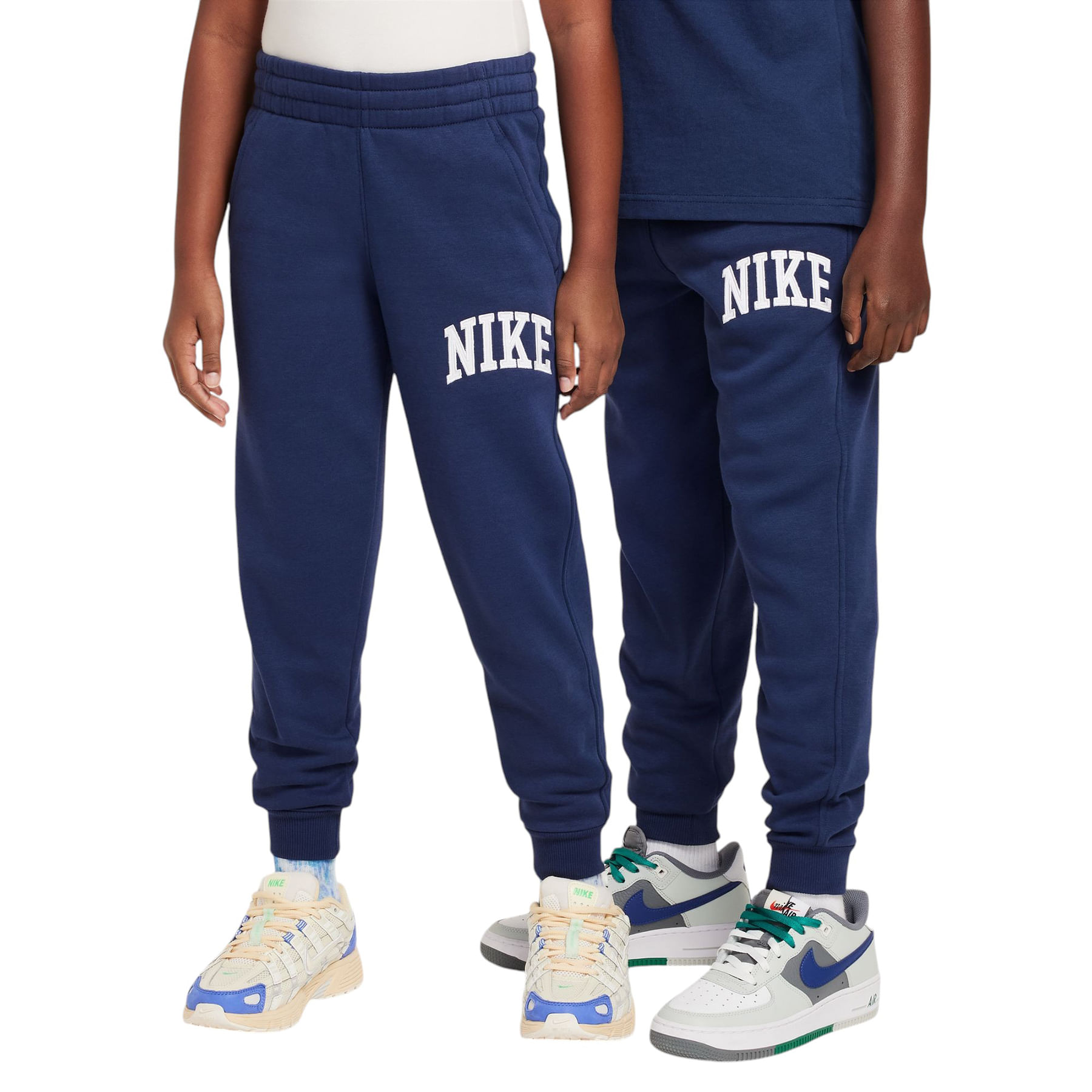 ★NIKE★CLUB FLEECE クルー★追跡可 ☆NIKE☆CLUB FLEECE プルオーバーフーディ☆追跡可 (Nike