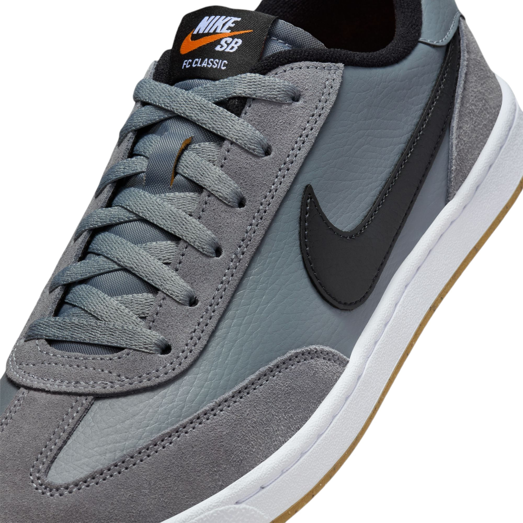 Nike sb fc classic skate shoes hotsell