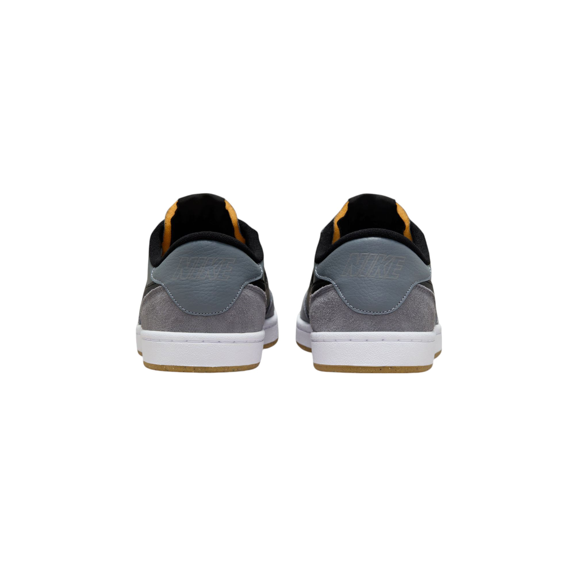 スニーカー Nike SB FC Classic Skateboarding Shoe Nike SB FC Classic Skate Shoe - Men's - Als.com