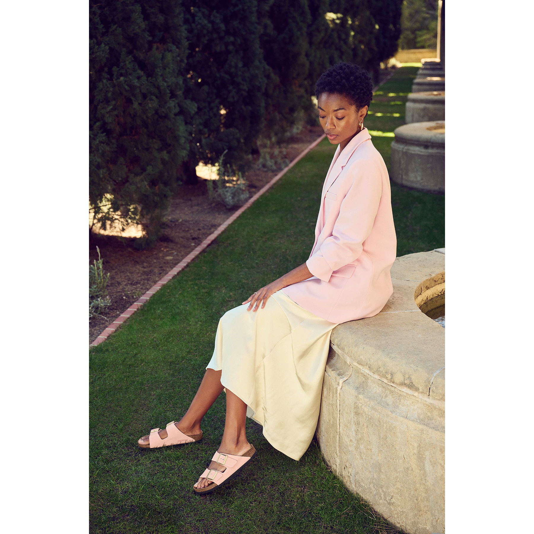 Birkenstock-Arizona-Sandal---Women-s-Suede---Light-Rose