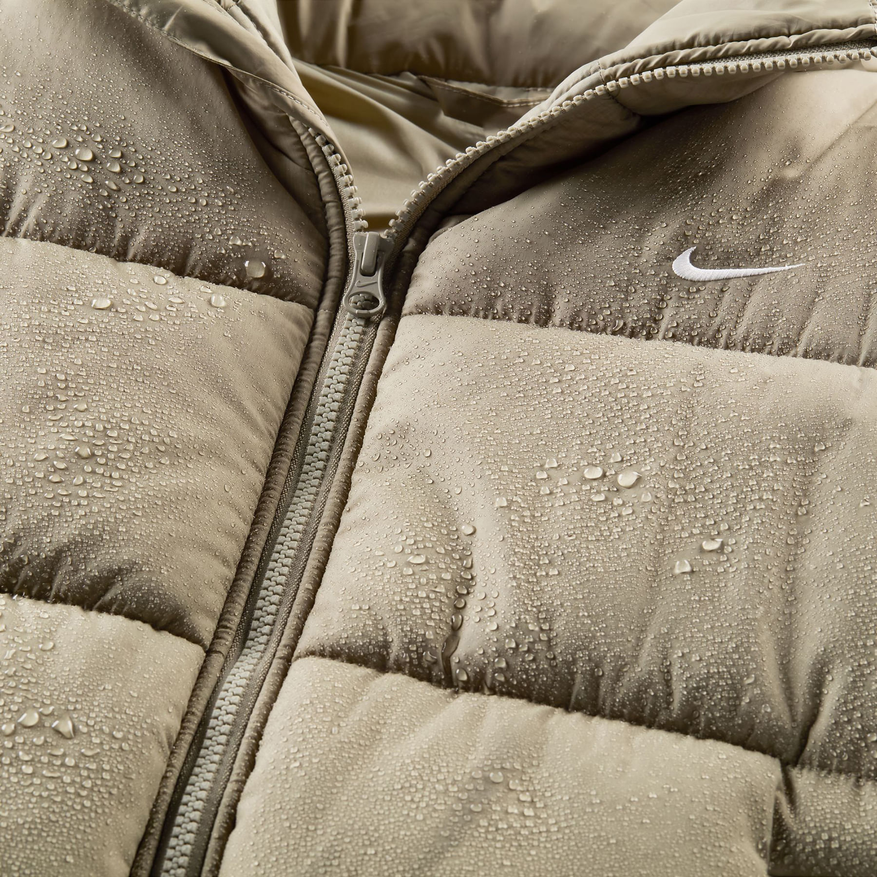 Nike-Sportswear-Classic-Puffer-Therma-FIT-Loose-Vest---Women-s-Light-Army---White