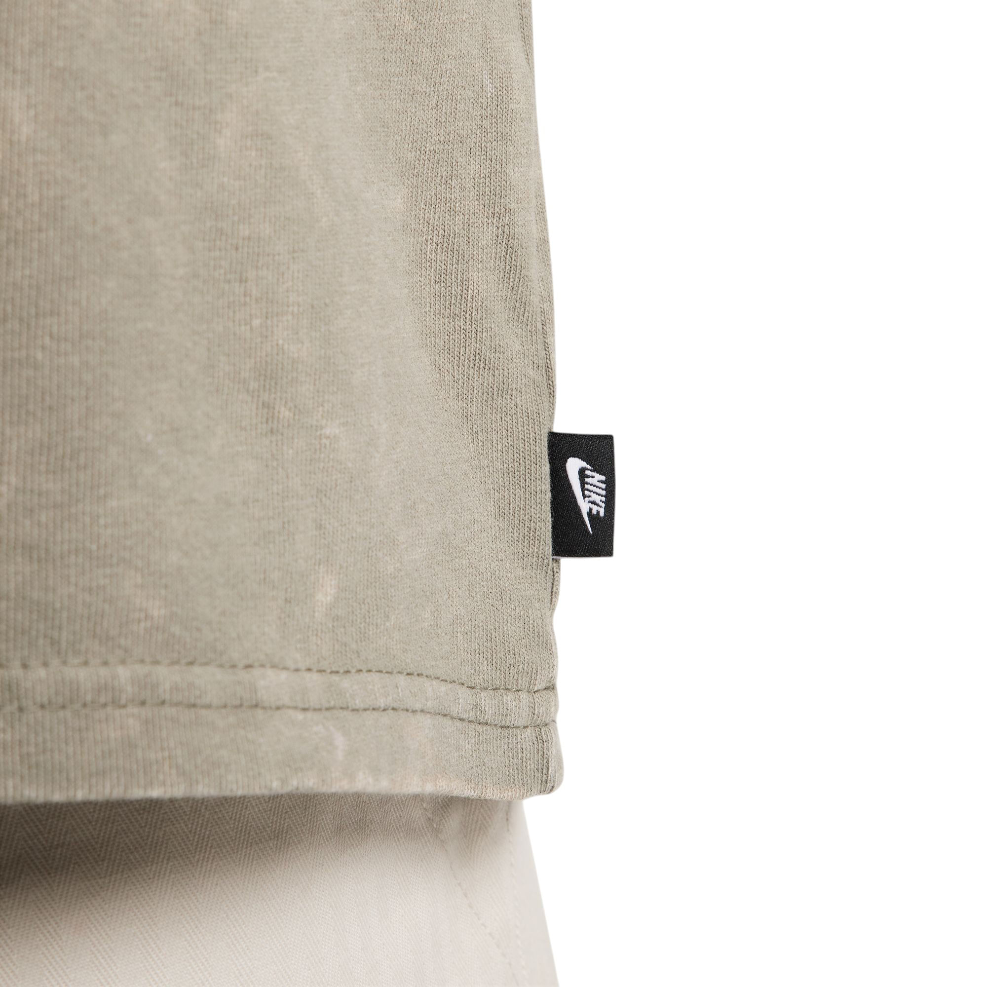 NIKE-C-M-NSW-TEE-M90-SSNL-PRE-ESS-S25-Light-Army