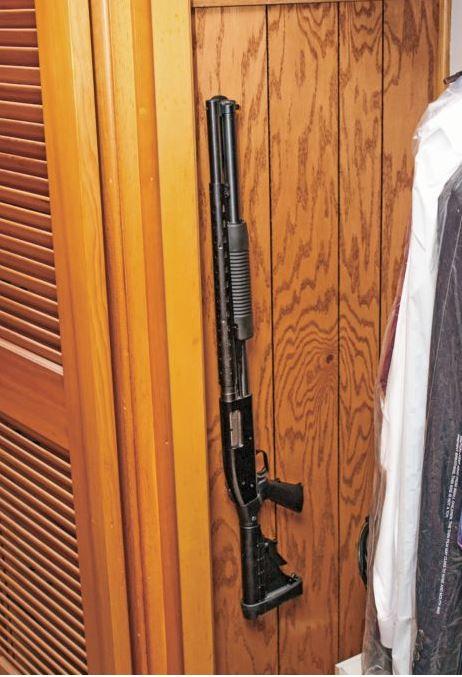 batten-magnet_gun_concealed