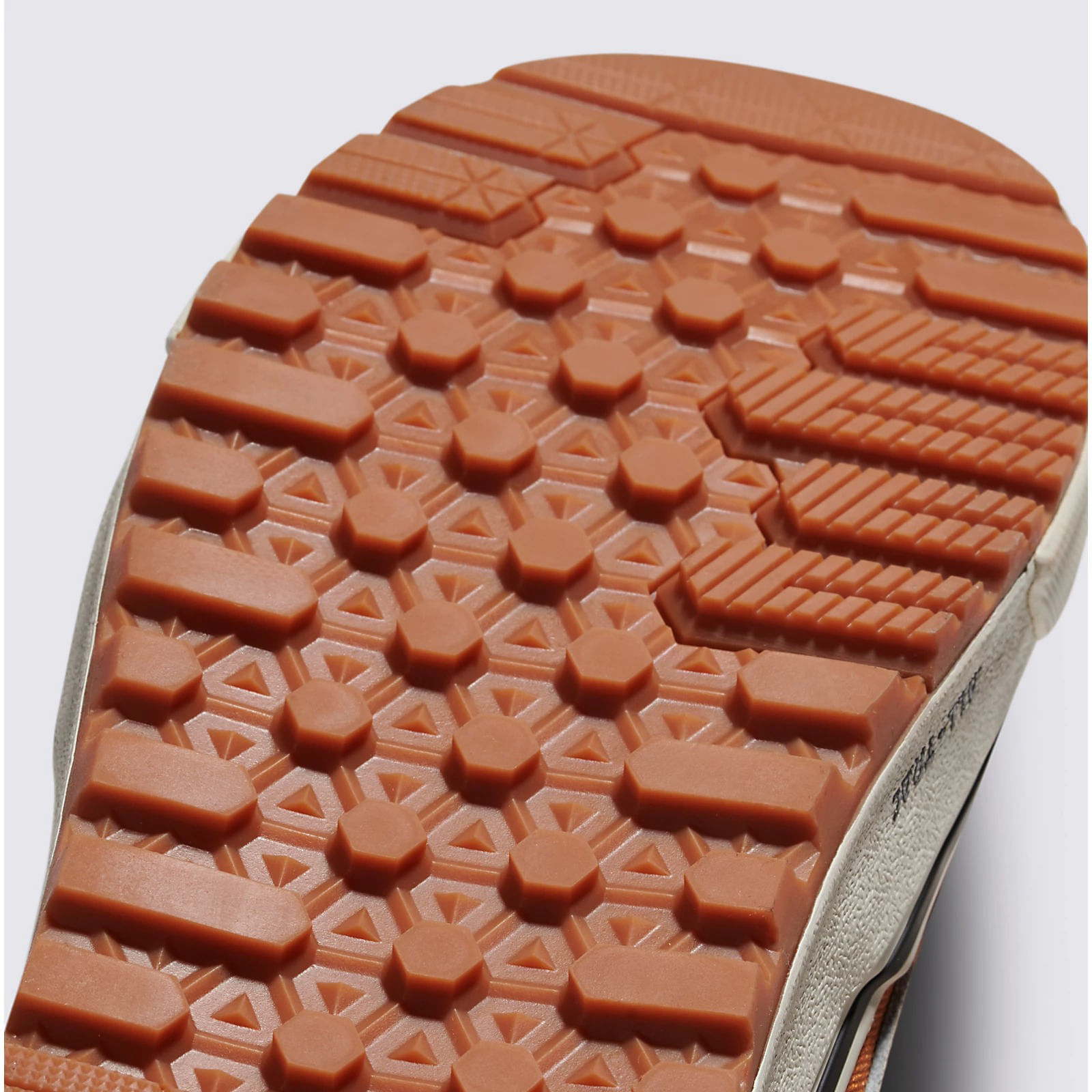 Vans-MTE-Sk8-Hi-Waterproof-Insulated-Shoe-Glazed-Ginger---Marshmallow