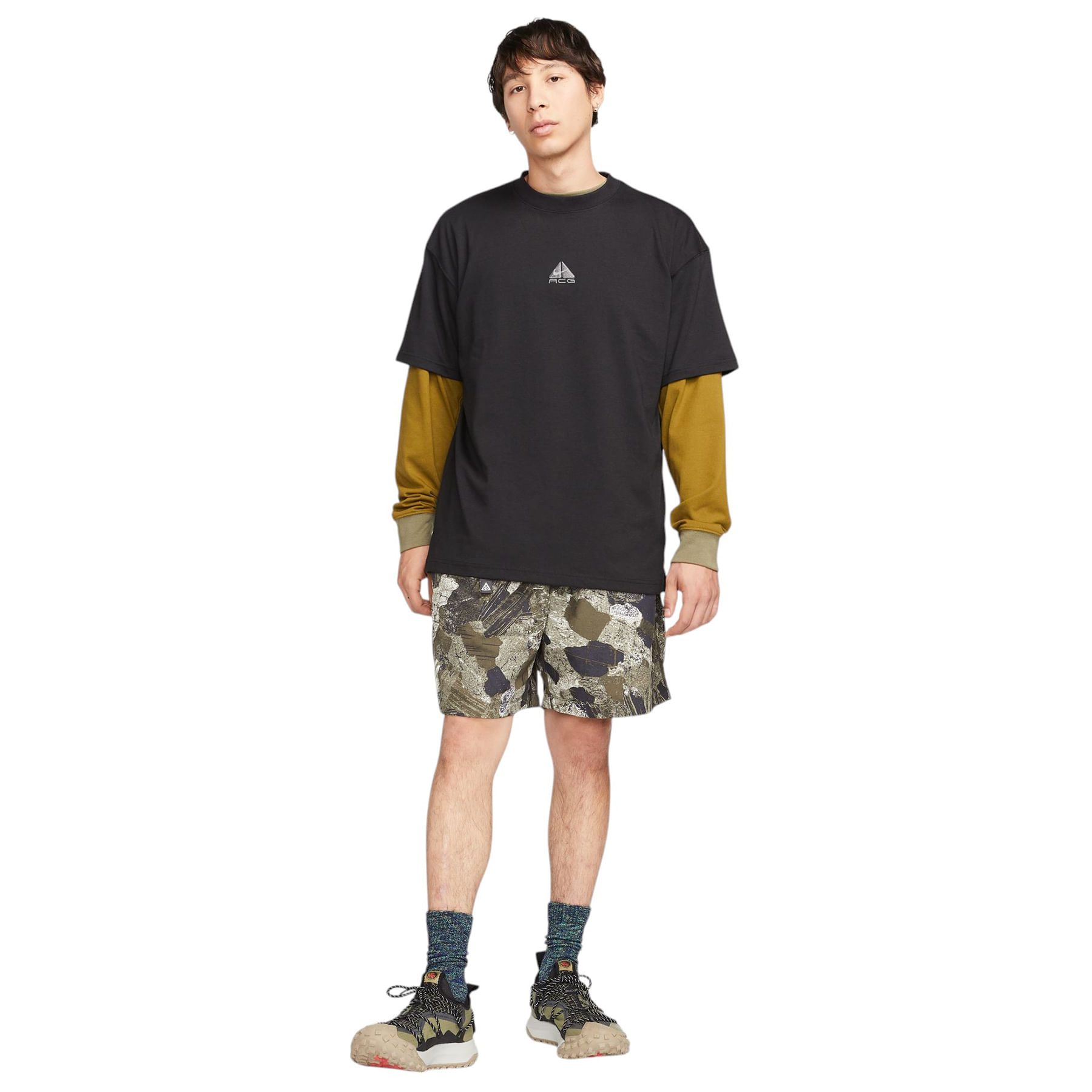 Nike-ACG-T-Shirt---Men-s-Black---Light-Smoke-Grey---Summit-White