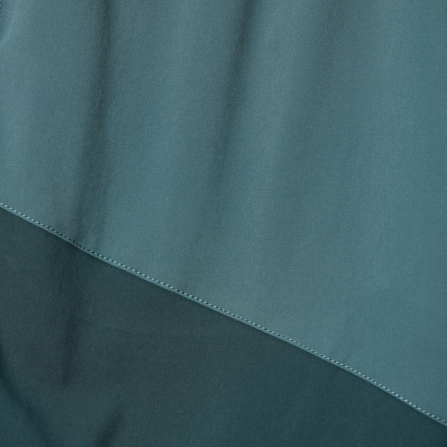 Vuori-Kore-X1-Lined-7.5--Short-Lt.-Deep-Sea---Deep-Sea---Salt