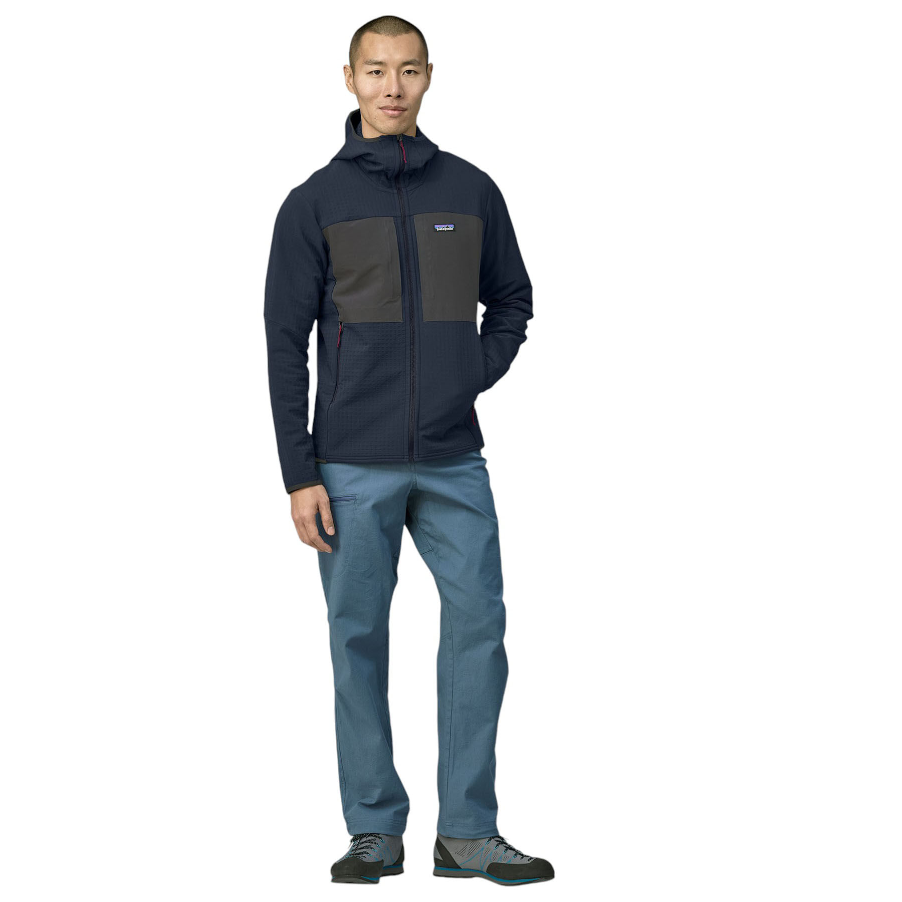 /patagonia-r2-techface-hoodie-mens-10493147/p?color=New+Navy