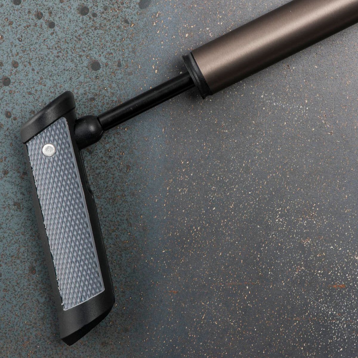 Blackburn-Airstick-Anyvalve-Mini-Pump-Black