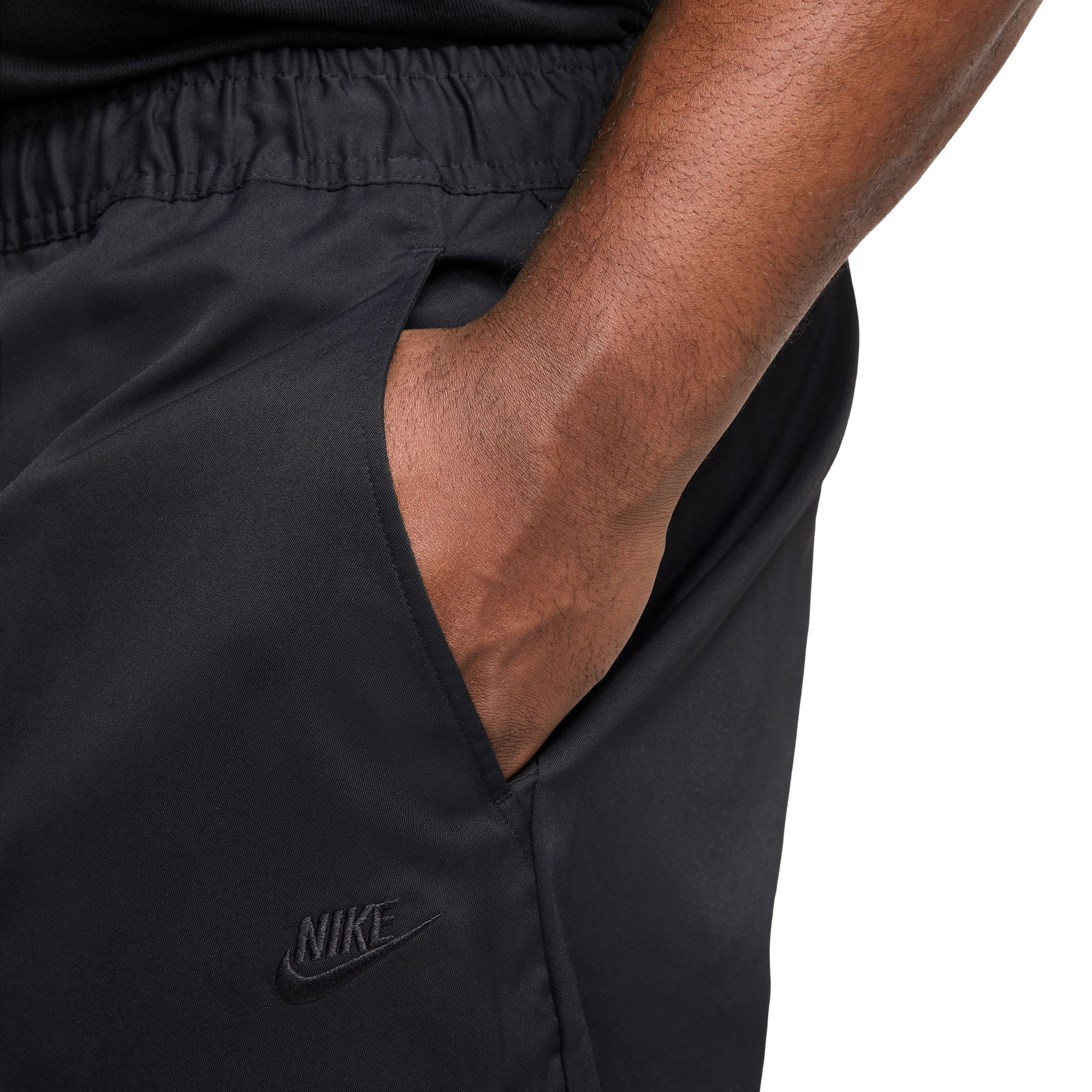 Nike-Club-Woven-Taper-Pant---Men-s-Black---Black
