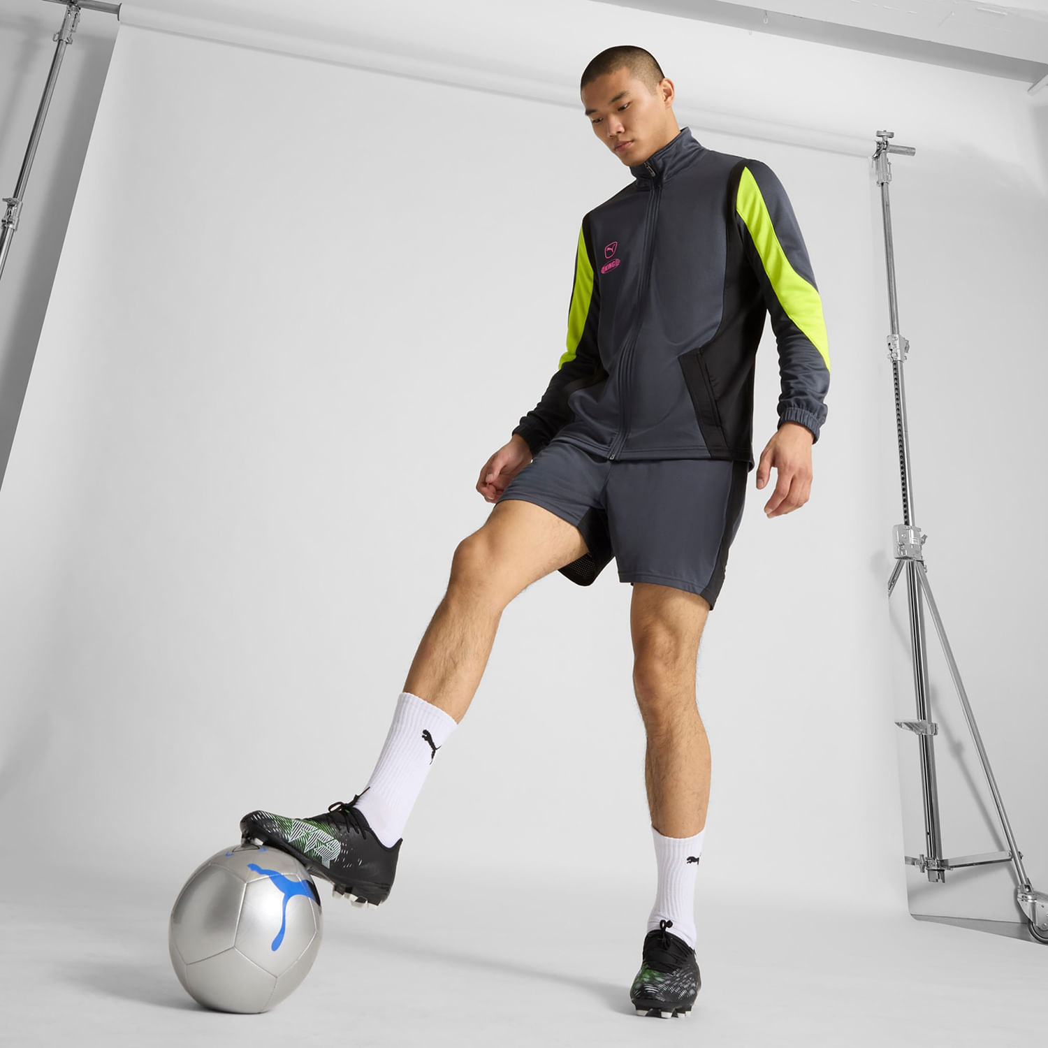 PUMA-FUTURE-8-Play-Firm-Ground-Artificial-Ground-Soccer-Cleat-PUMA-Black---Cool-Light-Gray---Fluo-Green